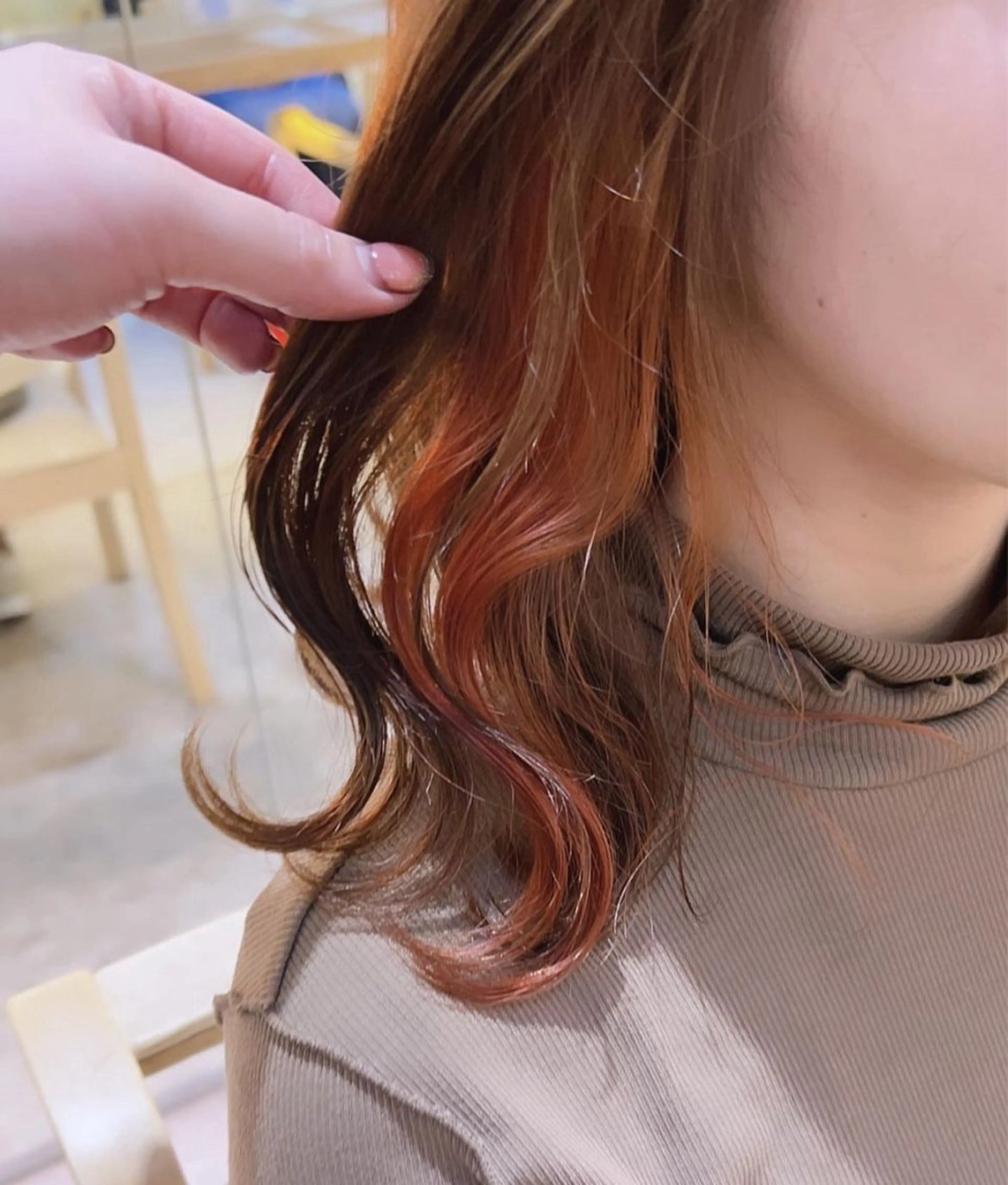 ミディアム カラー ヘアアレンジ 東 晴菜のヘアスタイル