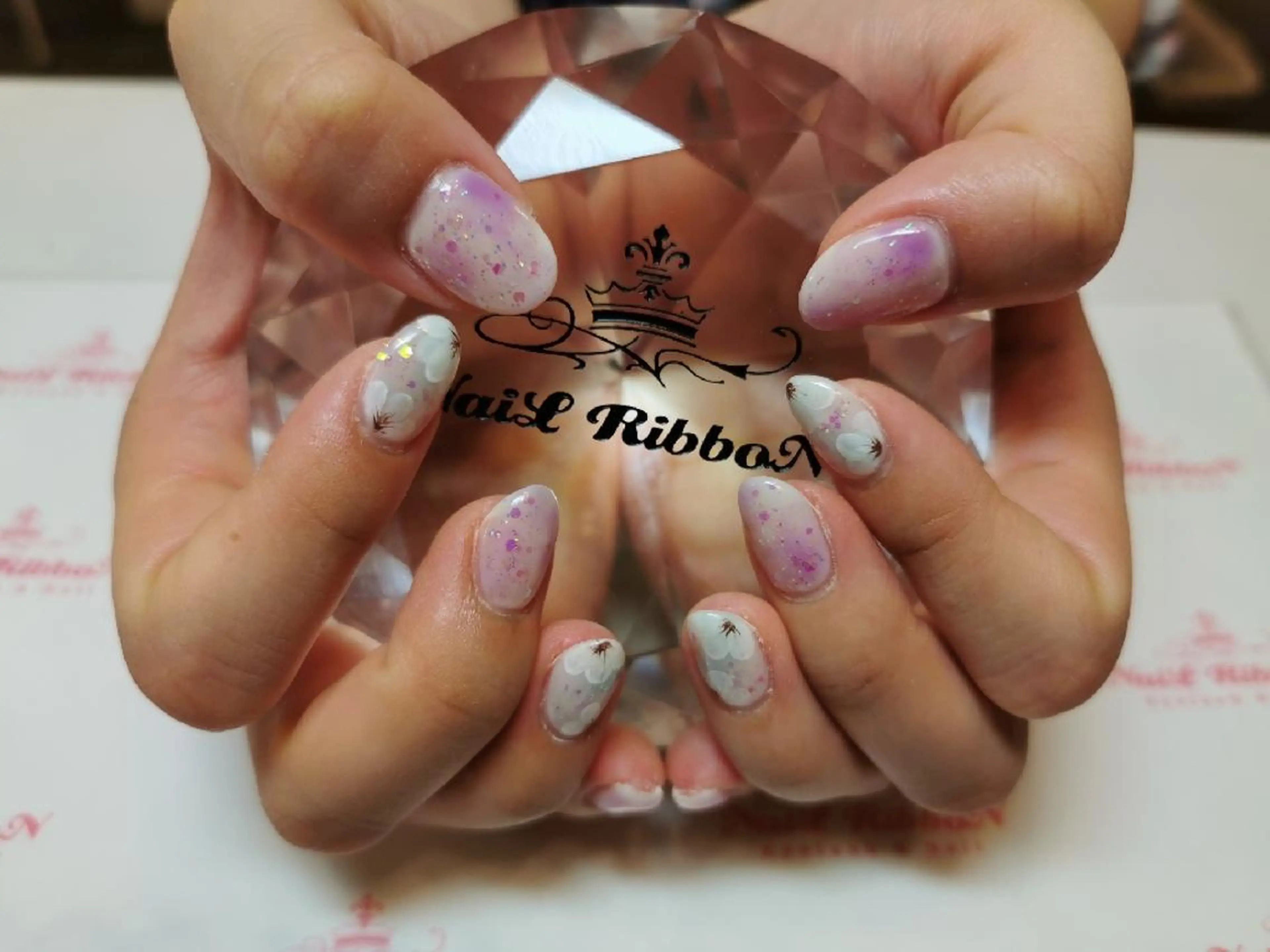 ネイル ハンドネイル ネイルリボン 受付スタッフのネイルデザイン