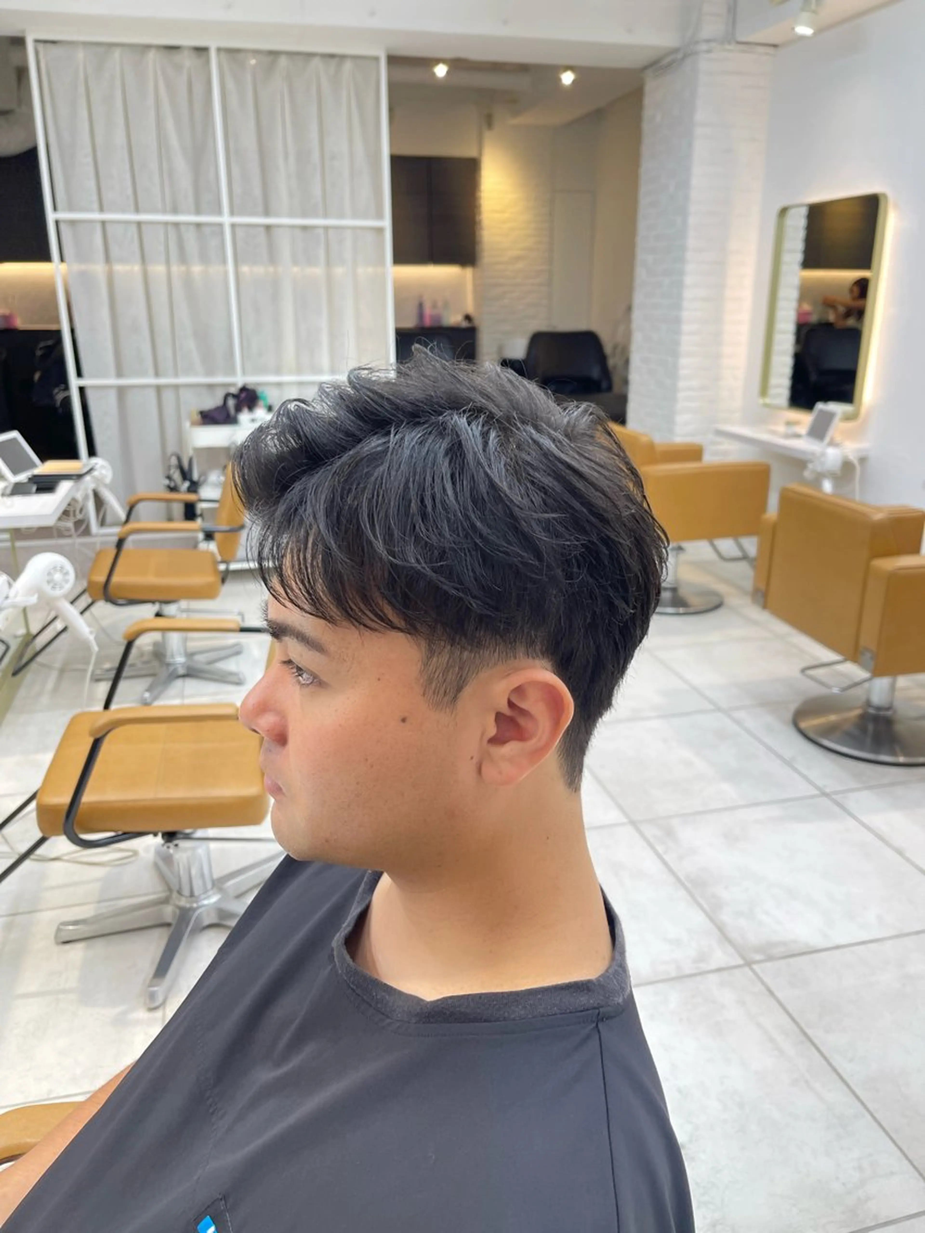 メンズ 中顔面短縮 顔まわり新田大翔のヘアスタイル