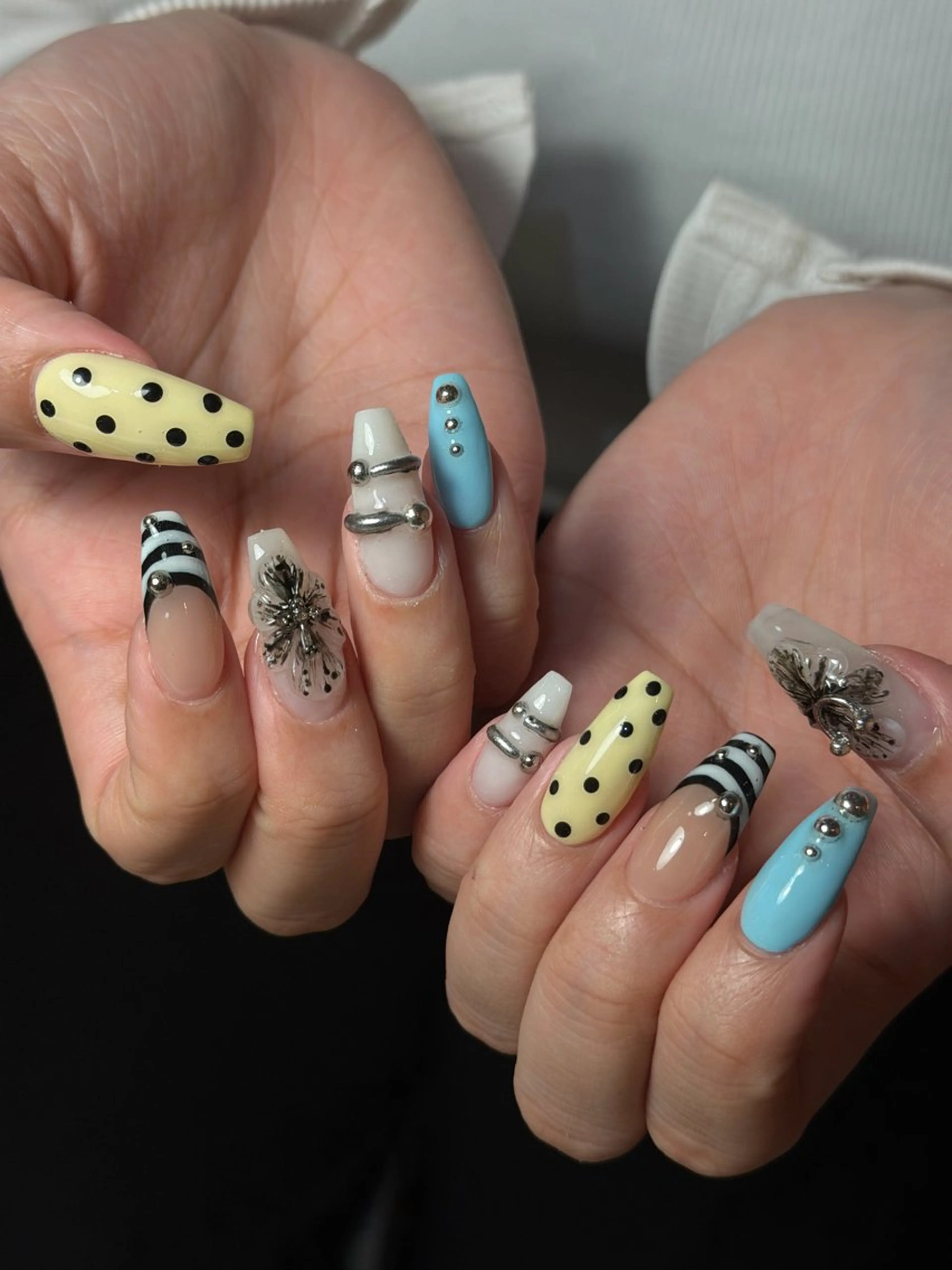 ネイル 韓国ネイル シンプルネイル ワンホンネイル ハンドネイル CoMo Nail Studio所属・CoMo Nailのネイルデザイン