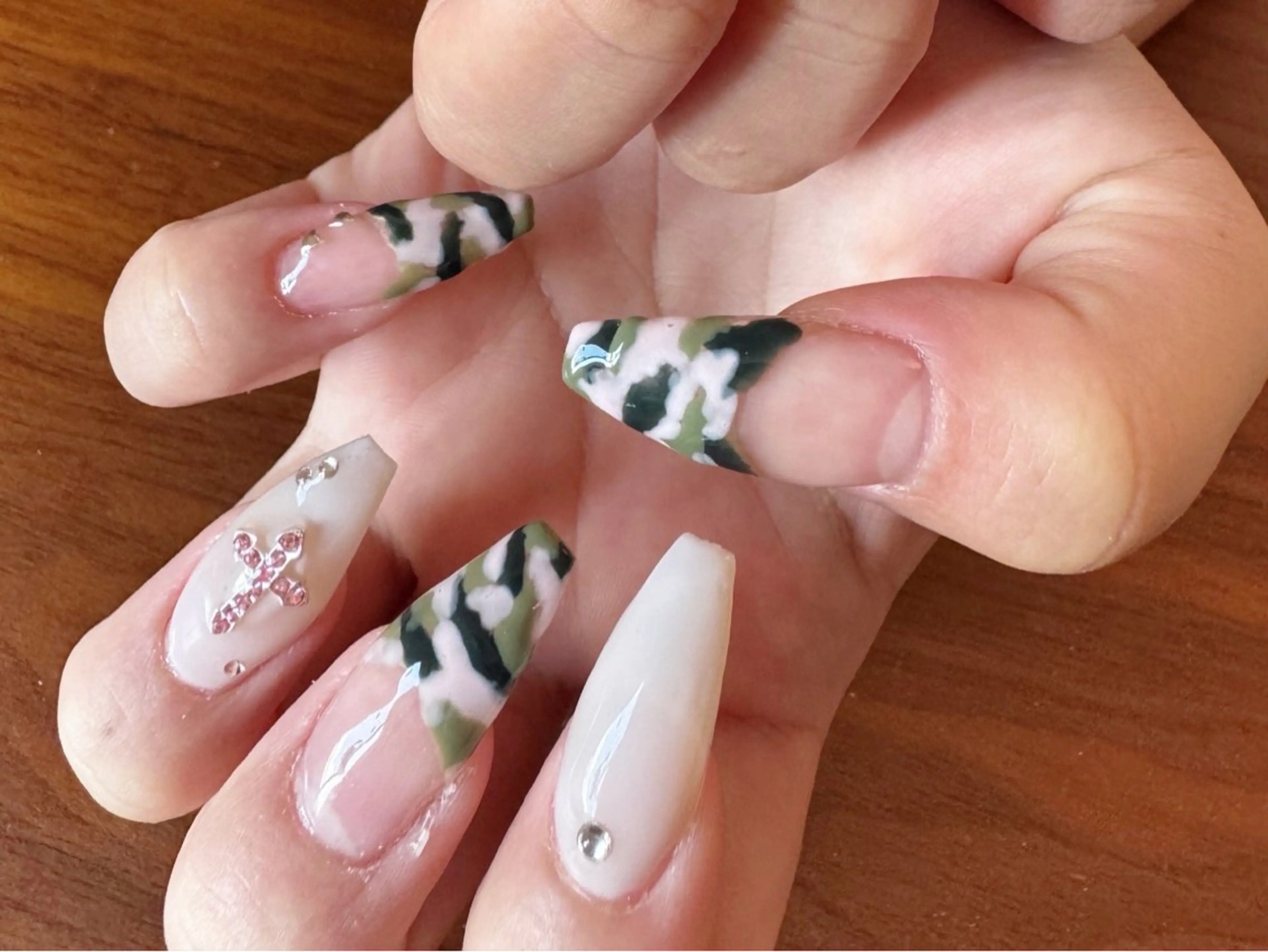 ネイル トータルビューティーサロンBeautiful Me,我孫子所属・beautiful me natsukiのネイルデザイン
