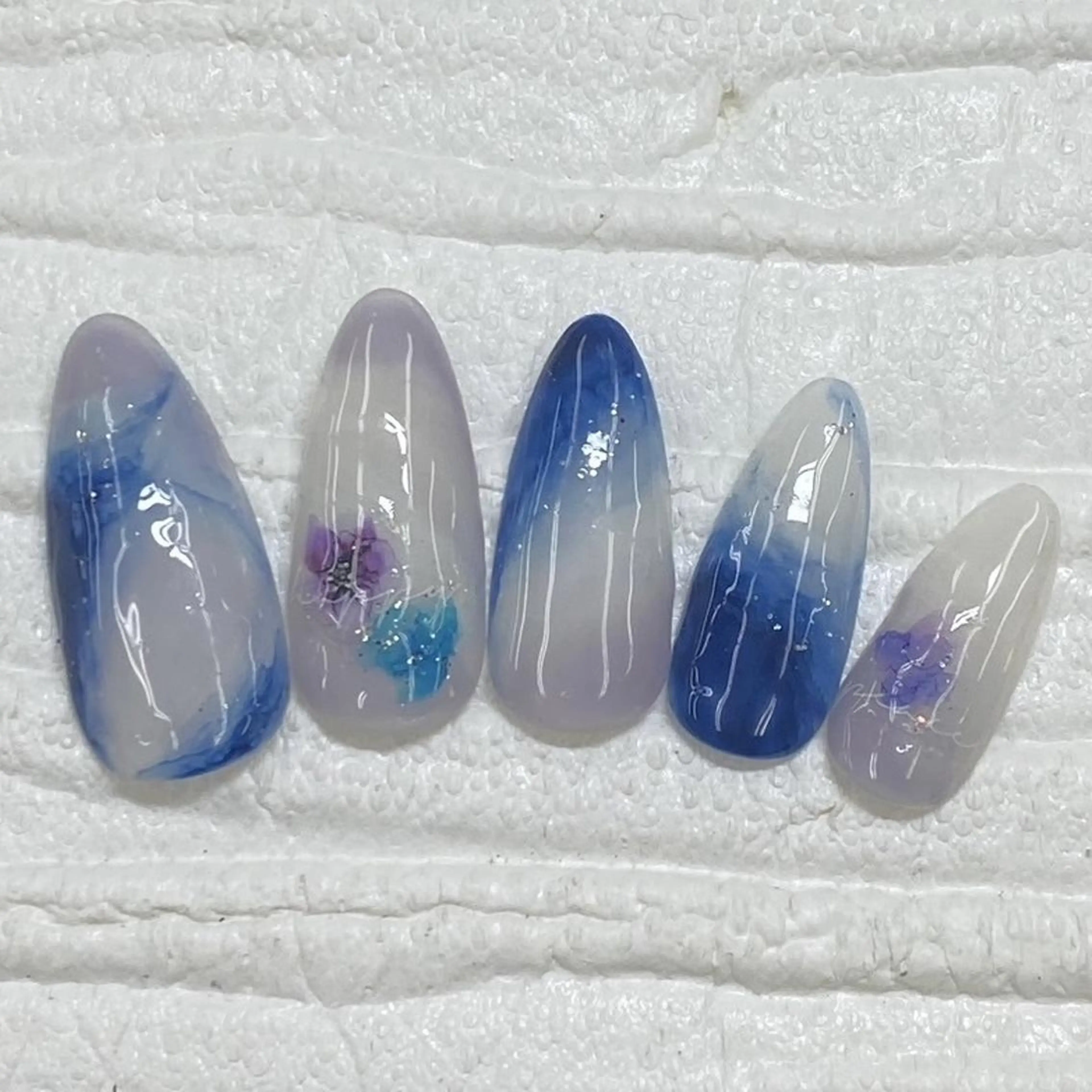 ネイル Nail salon Honey Beeのネイルデザイン