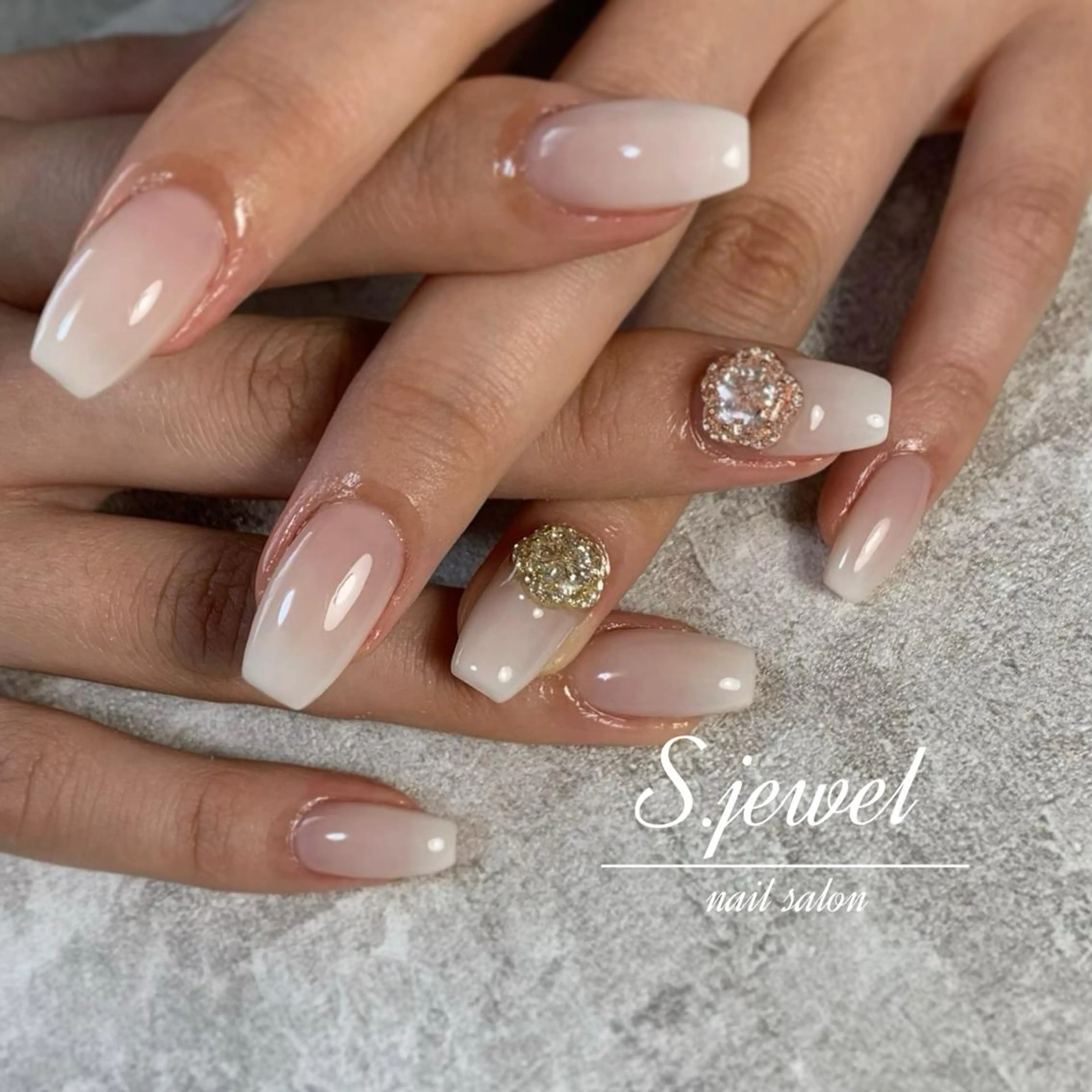 ネイル S. JEWELのネイルデザイン