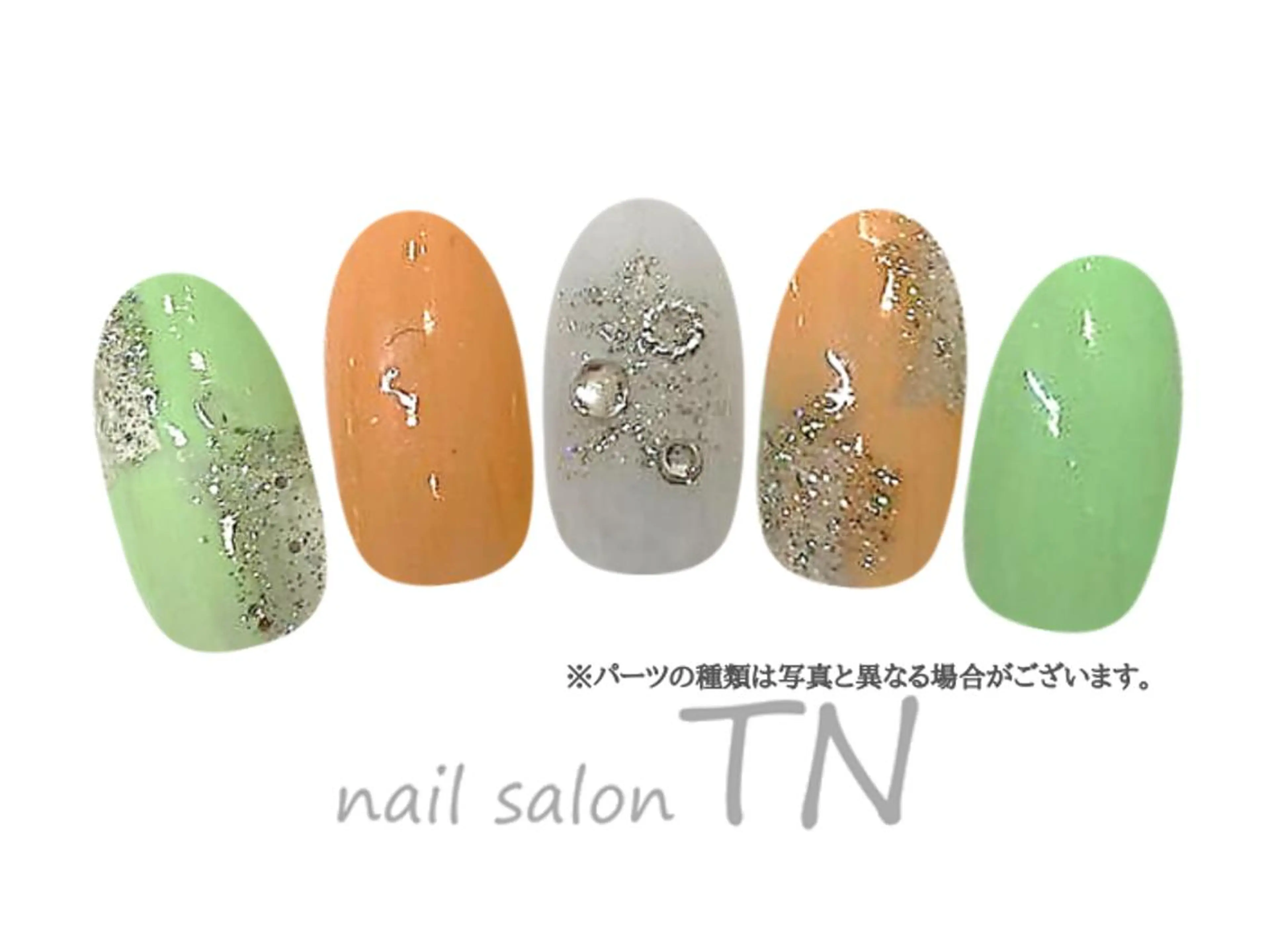 ネイル 矢川 まどかのネイルデザイン