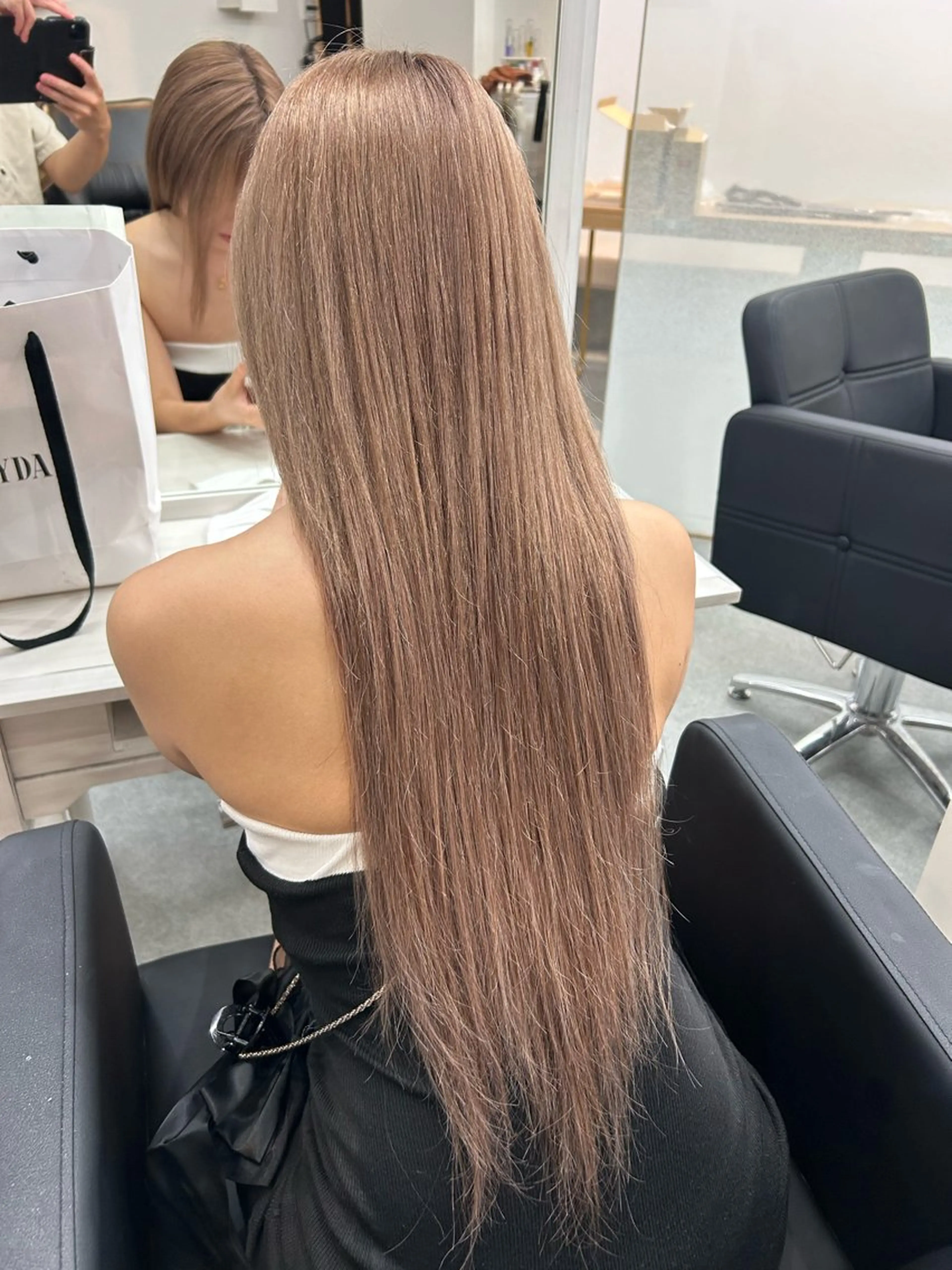 ロング カラー シールエクステ バレイヤージュ ブリーチ ダブルカラー グレージュ レイヤー/エクステ alpha下妻のヘアスタイル