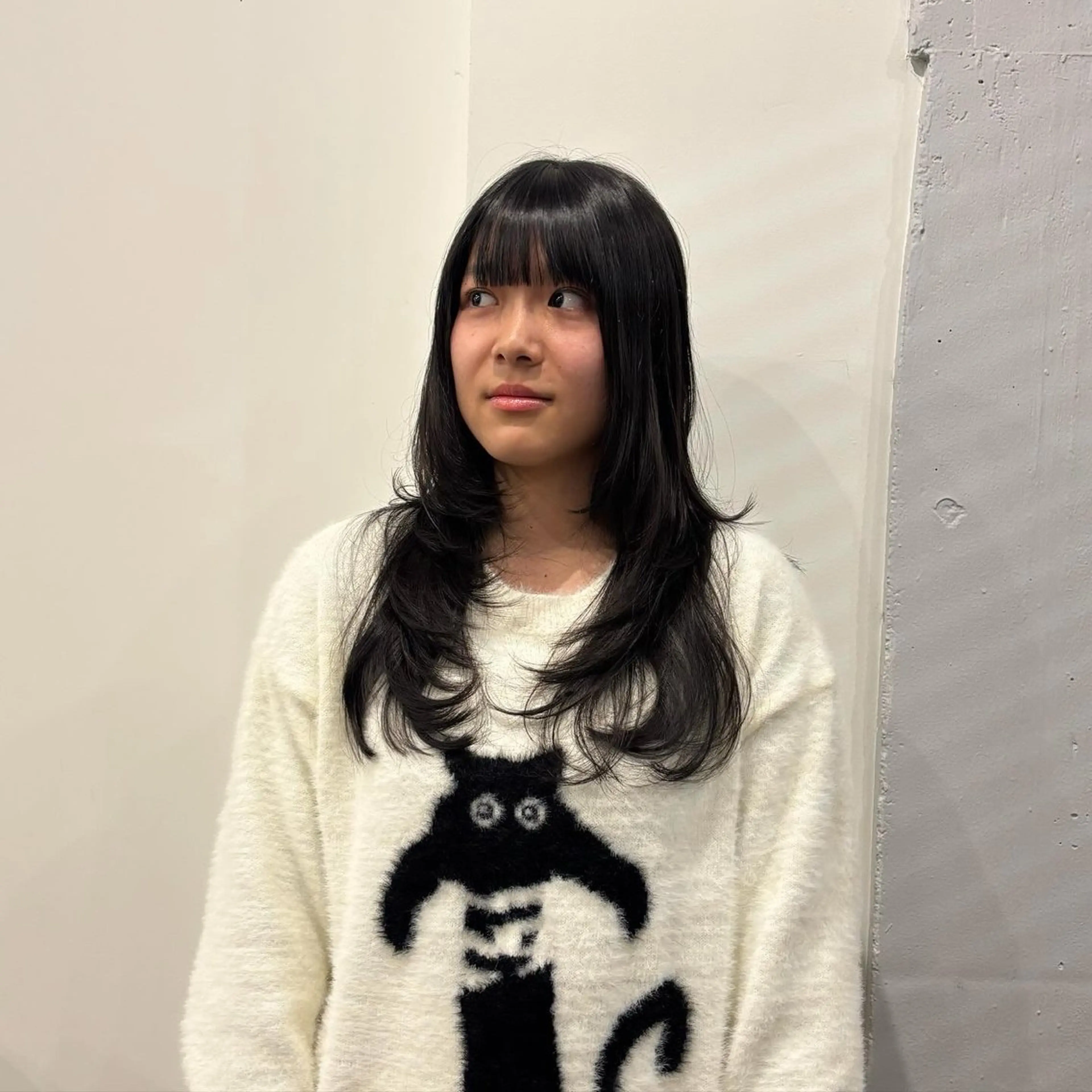 セミロング 熊取谷 茉那のヘアスタイル