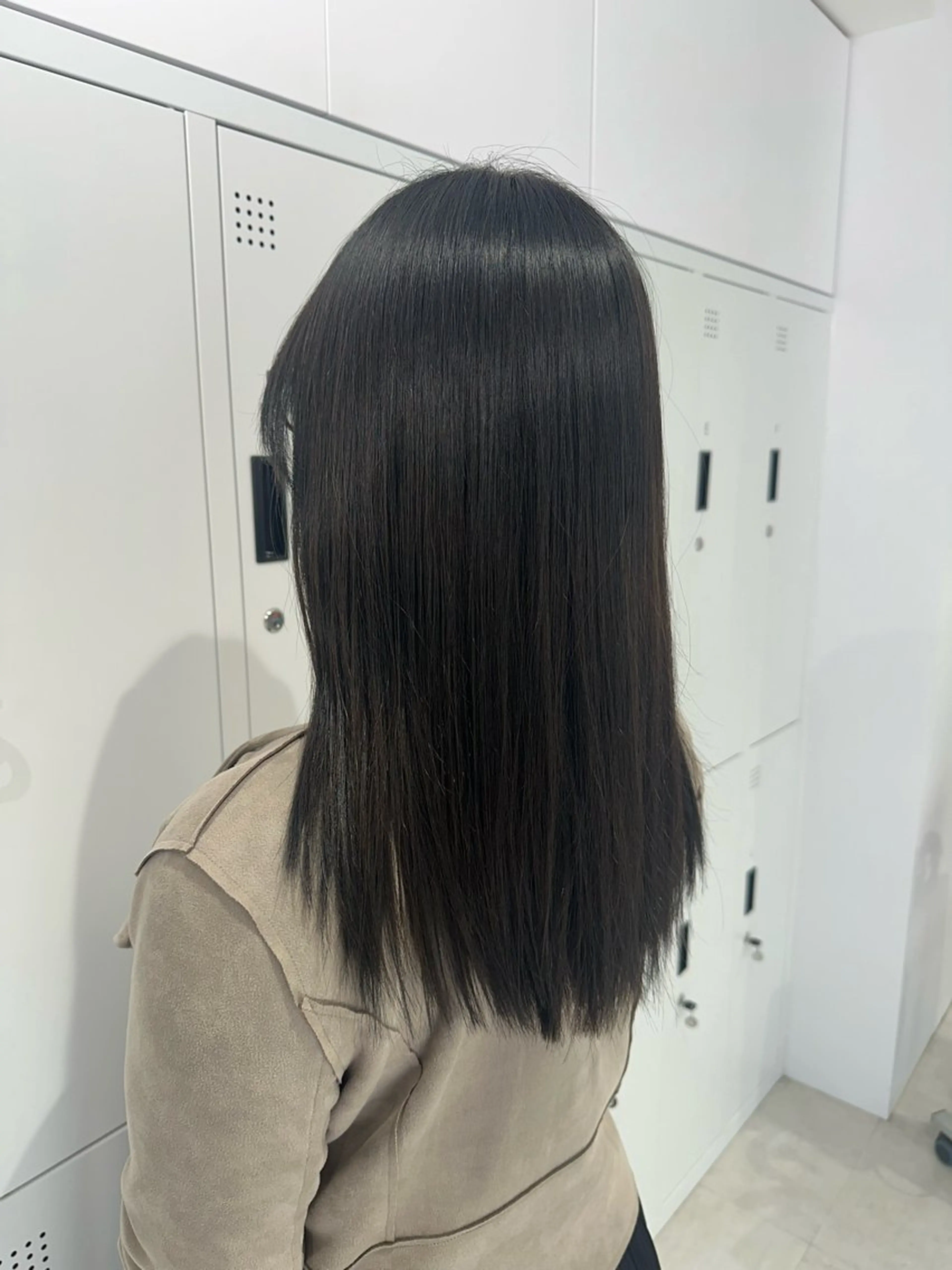 ロング カット ヘアカラー トリートメント ヘアセット やま/トレンドカラー /カットのヘアスタイル