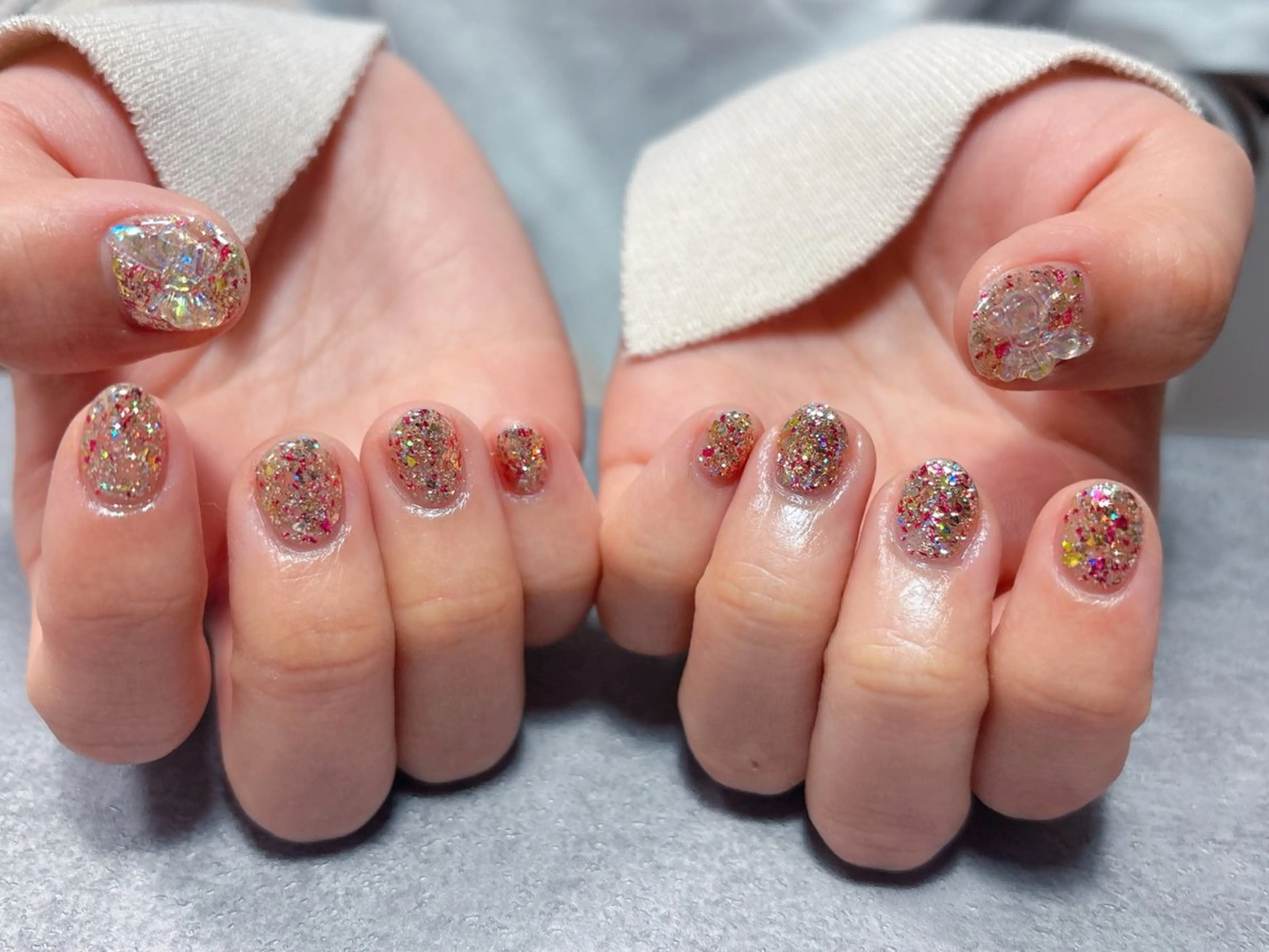ネイル アートネイル チークネイル ジェルネイル 韓国ネイル ラメ(グリッター) ハンドネイル ハンドケア ゆ か_Nails💫のネイルデザイン