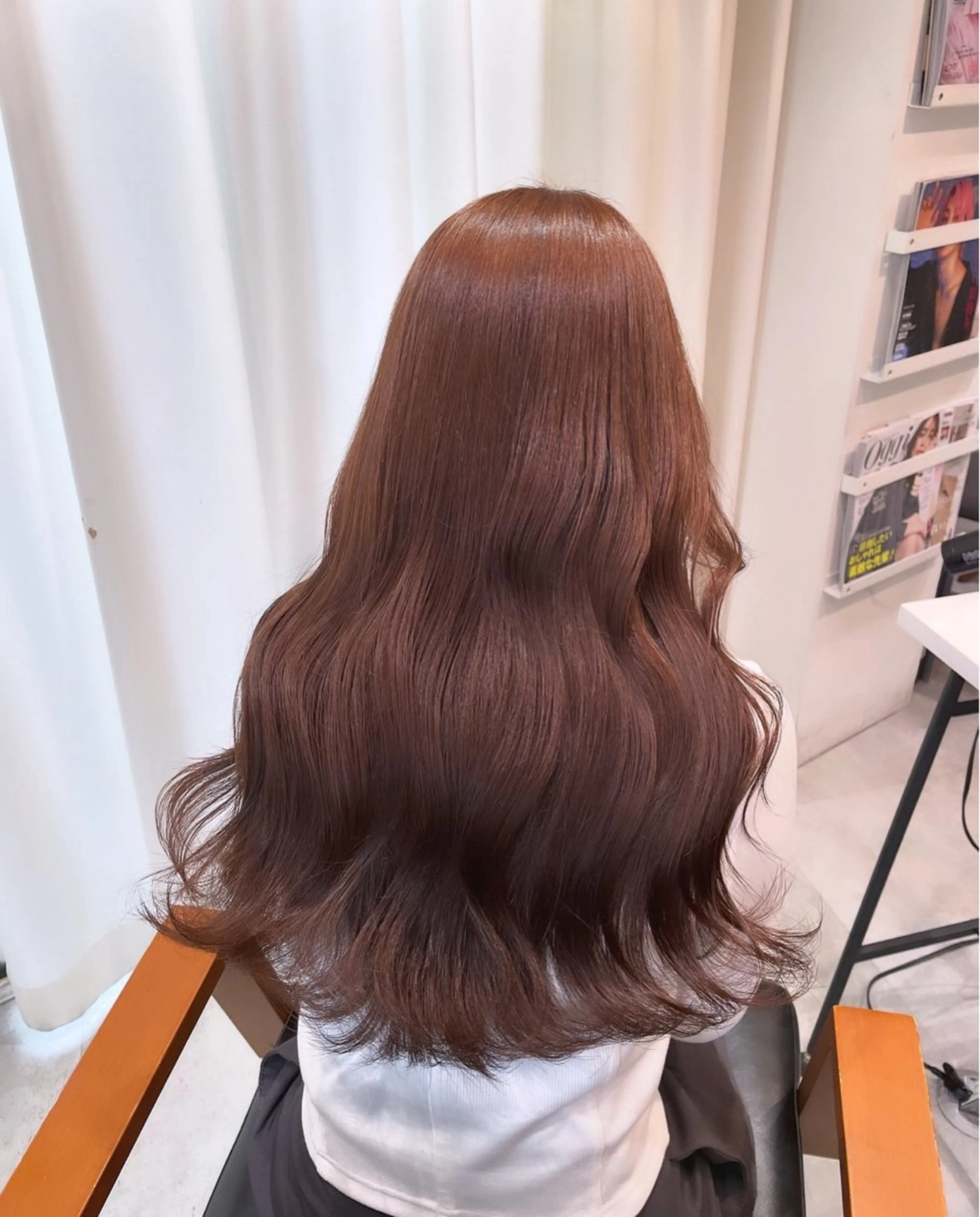 ロング トリートメント ワインレッド/耳ツボ ジュエリー/なほのヘアスタイル