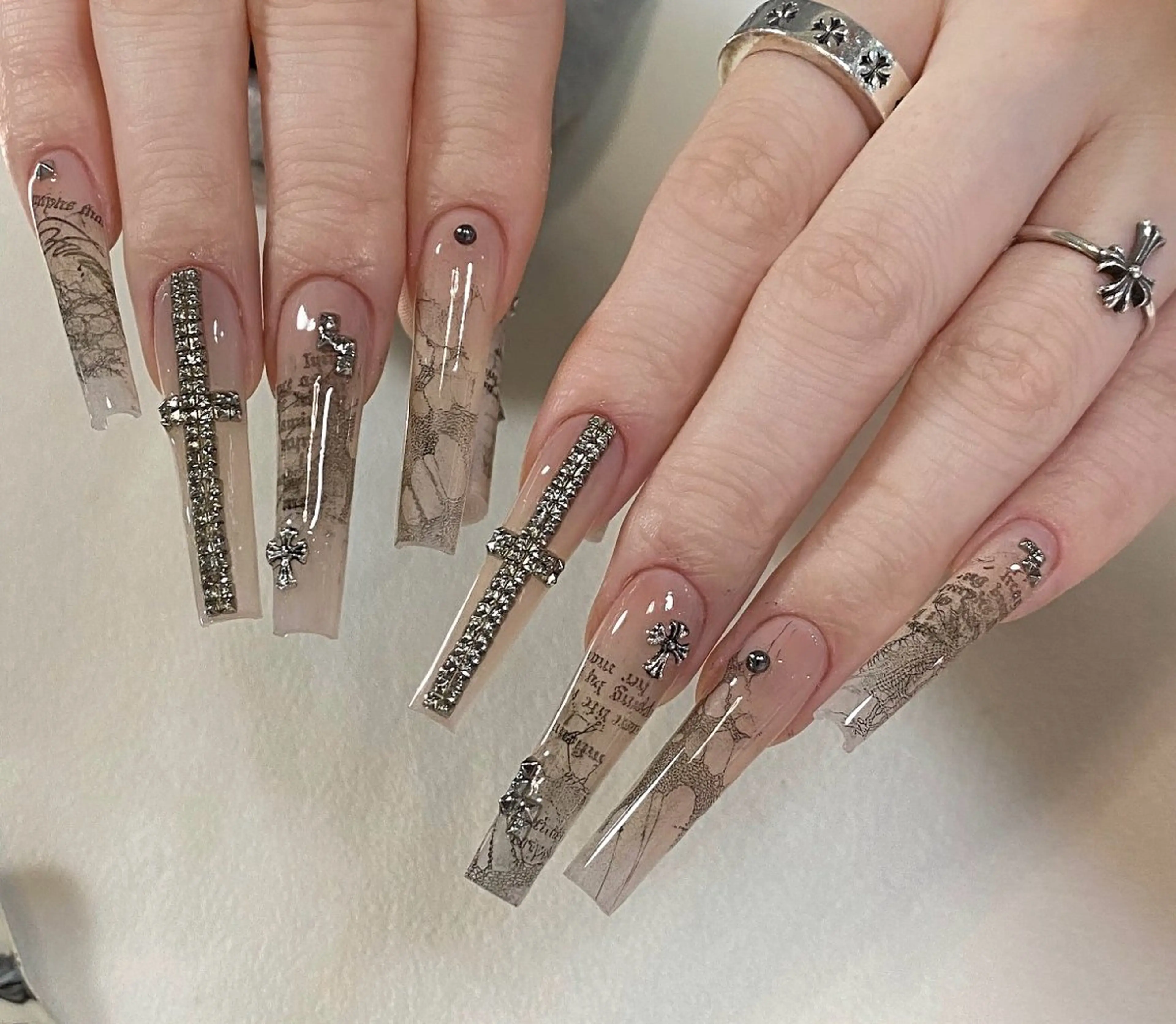 ネイル ハンドネイル Pure&Rich Nailのネイルデザイン