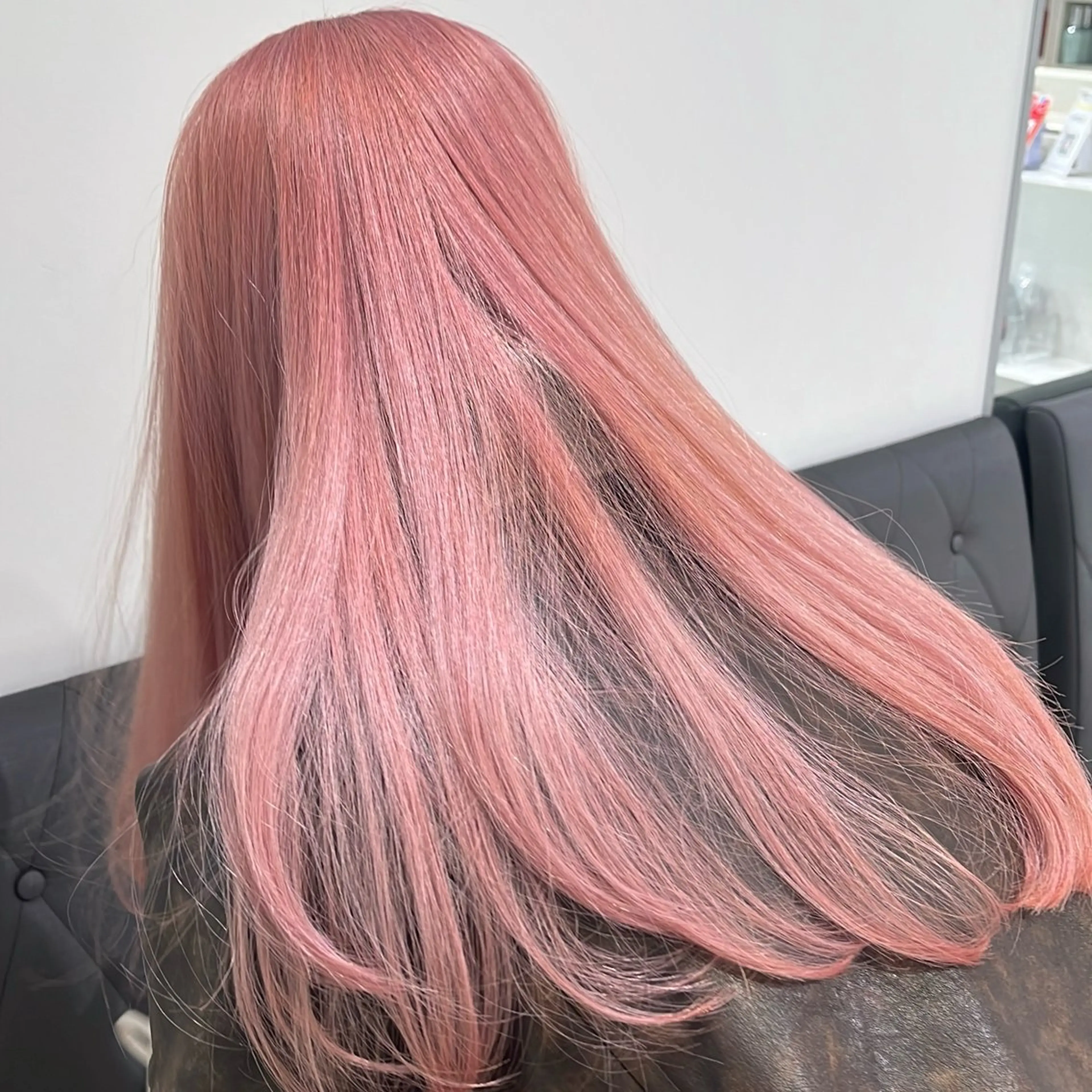 ロング カラー ブリーチ オレンジ カット ヘアカラー トリートメント ヘッドスパ 【カラー支持率No. 1】リノ🪐のヘアスタイル