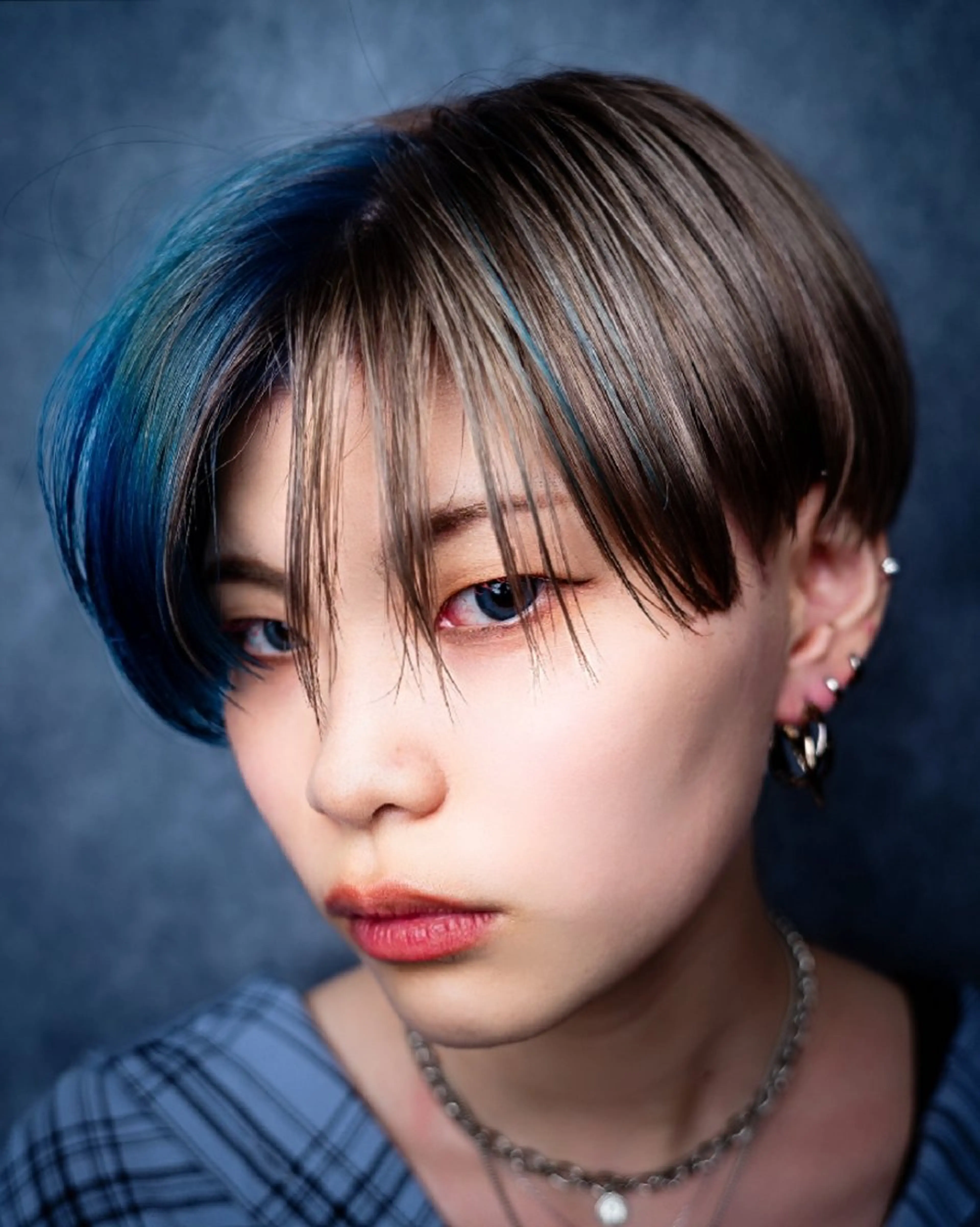 ショート カラー 松尾 泰伸のヘアスタイル