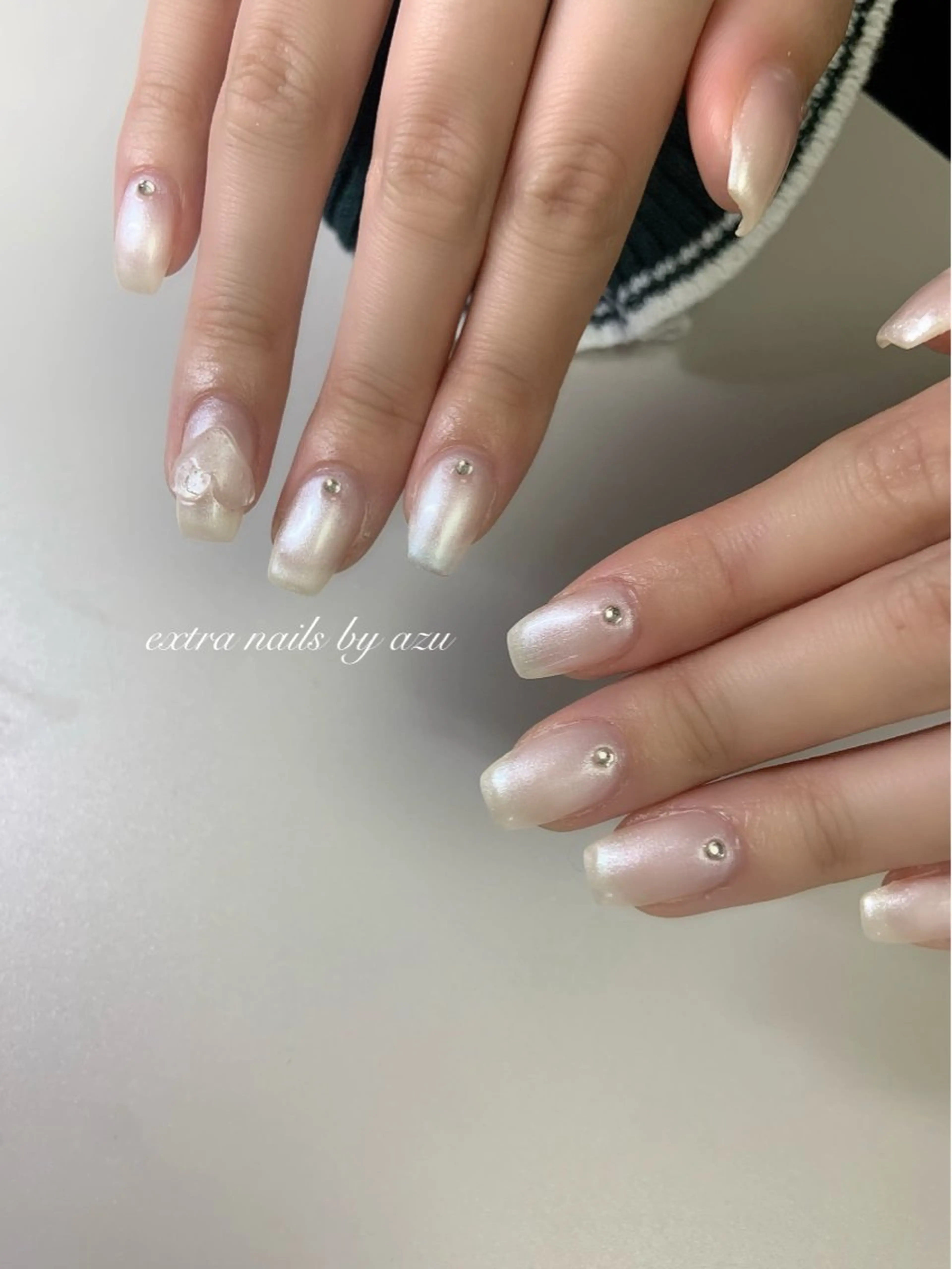 ネイル ハート ストーンネイル ハンドネイル extranails ／lemellaのネイルデザイン