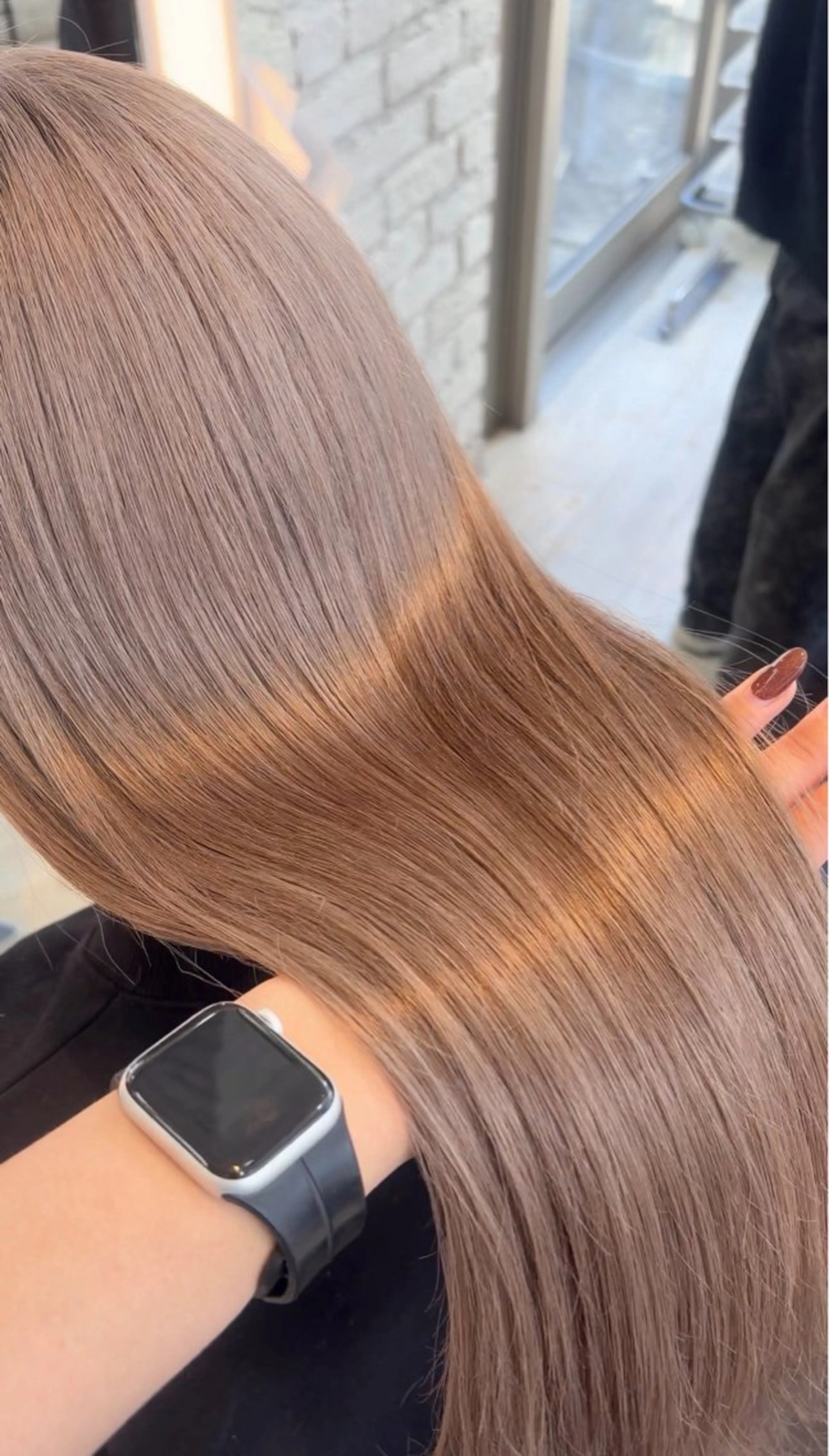 ロング カラー カット ヘアカラー トリートメント ブリーチ/髪質改善/ ハイトーン/暖色のヘアスタイル