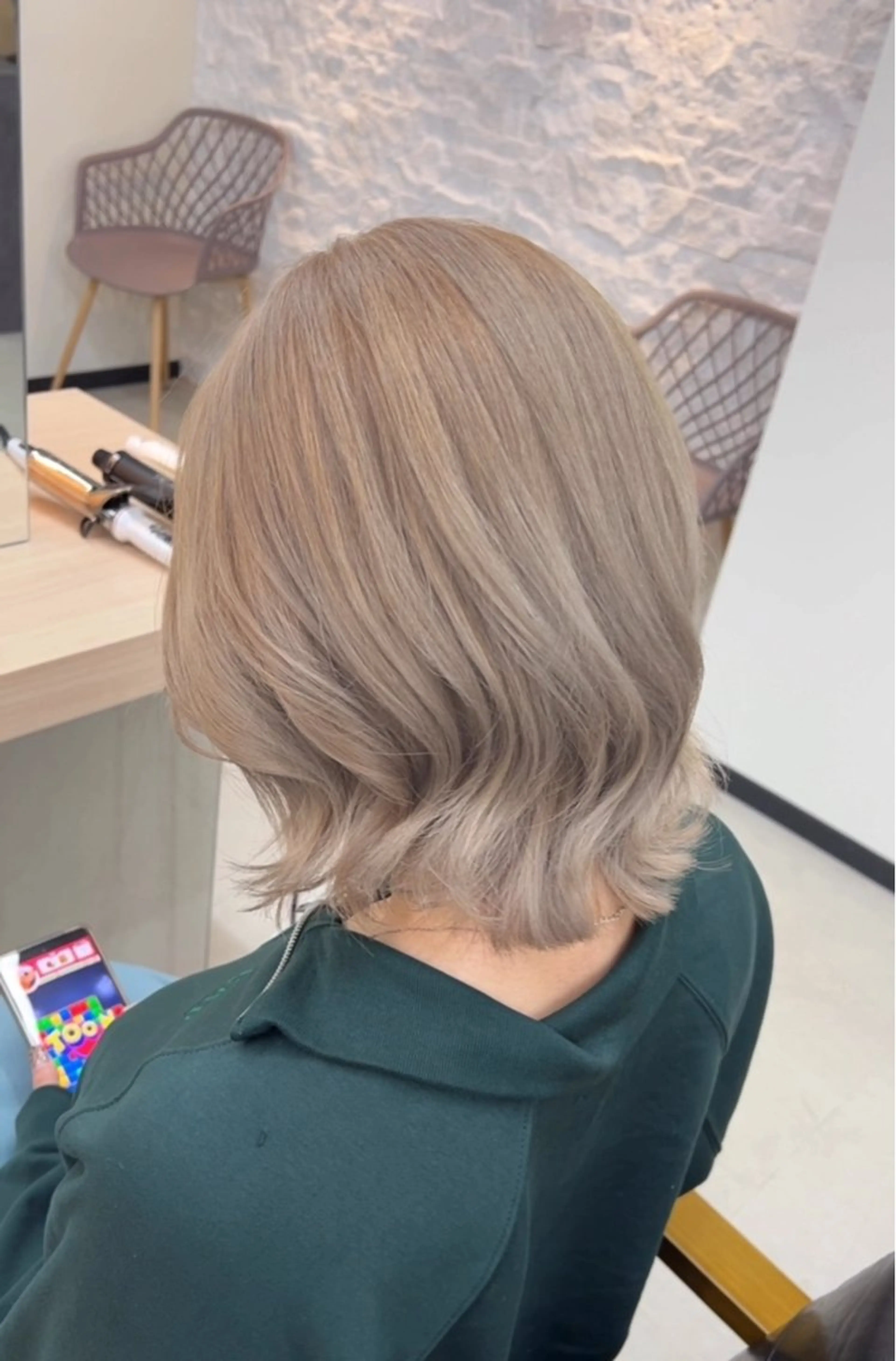 ミディアム カラー GRAN LUSSO 【MIHARU】のヘアスタイル