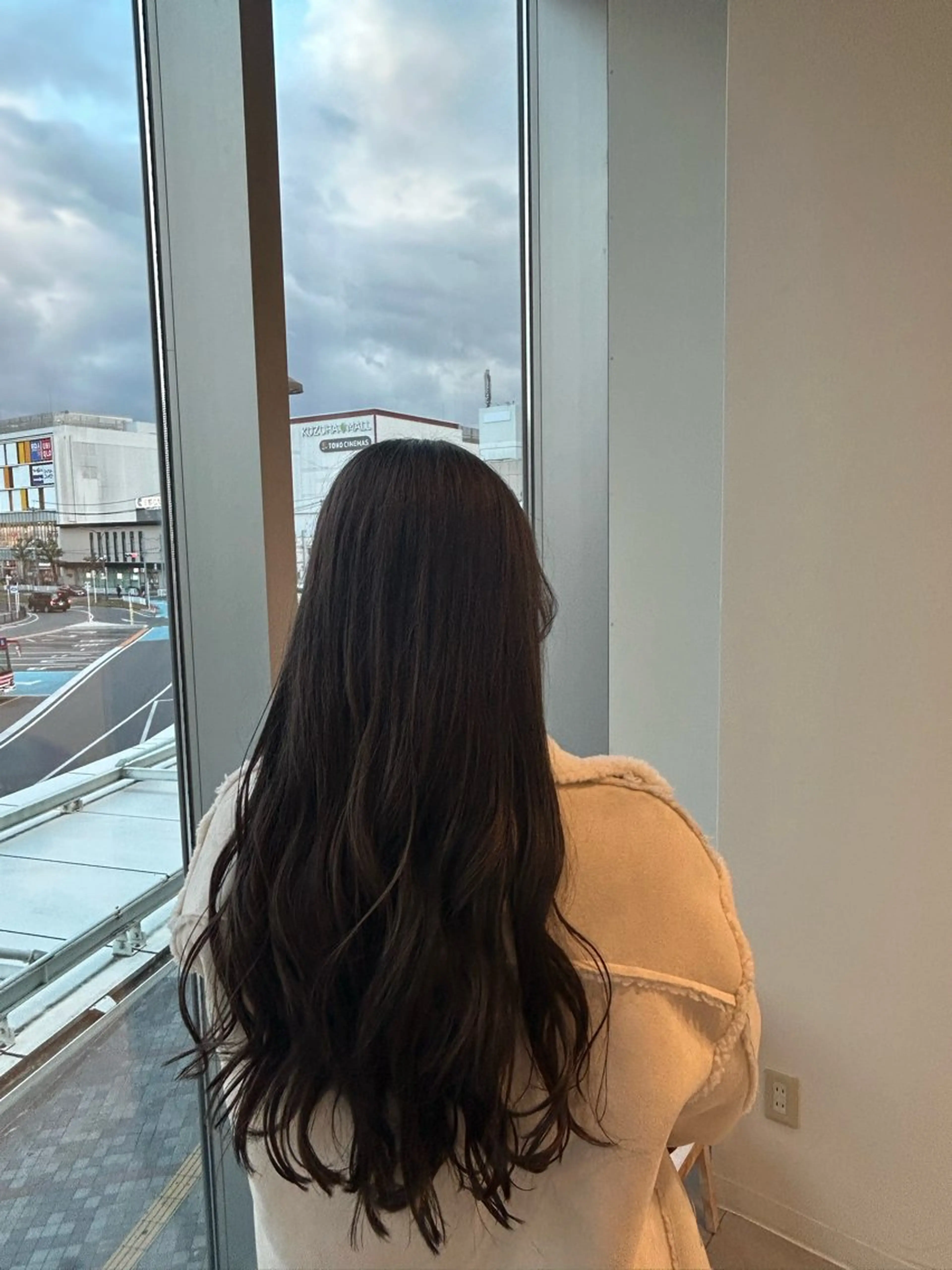 ロング 小谷 歩花のヘアスタイル