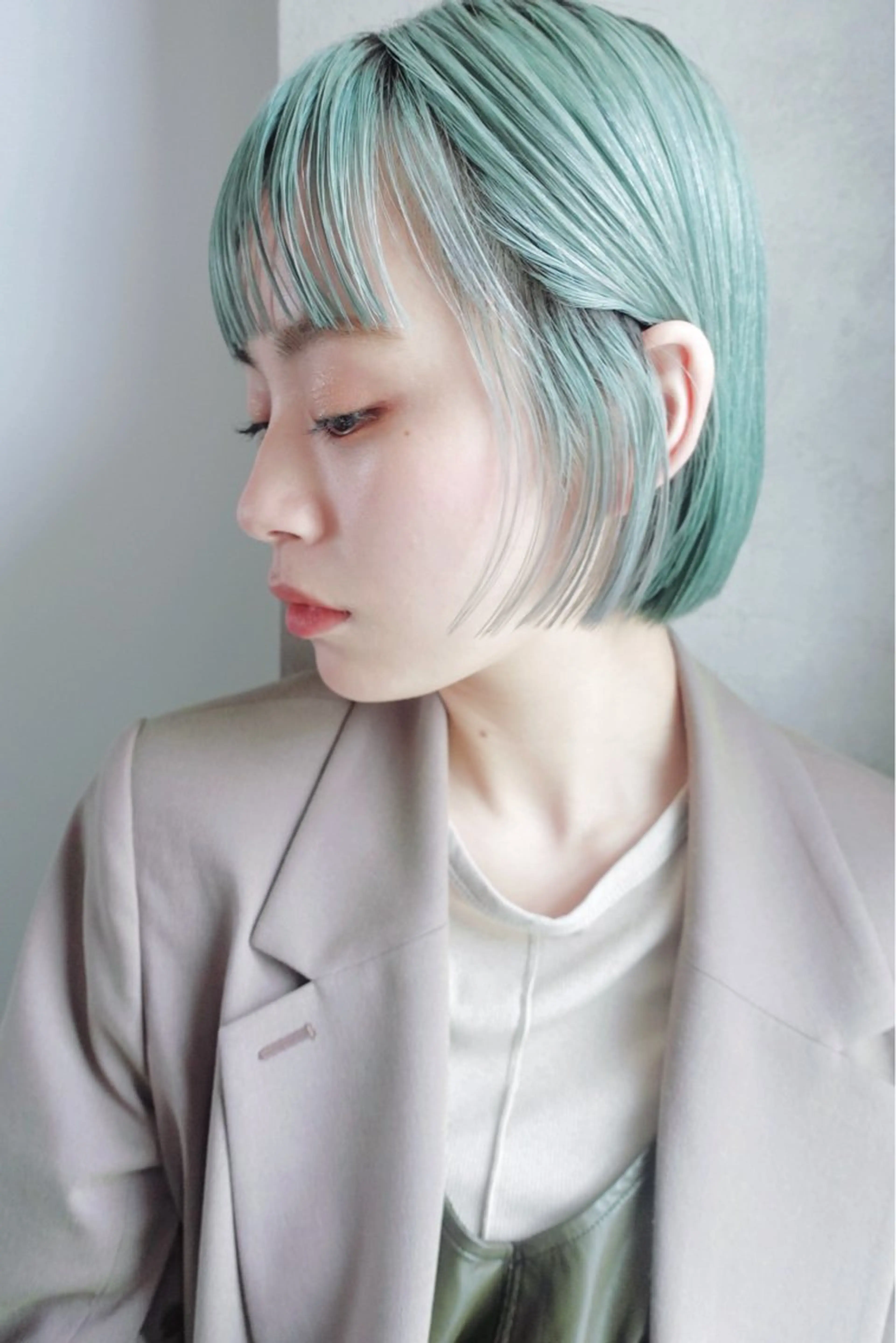 ミディアム カラー enx academyのヘアスタイル