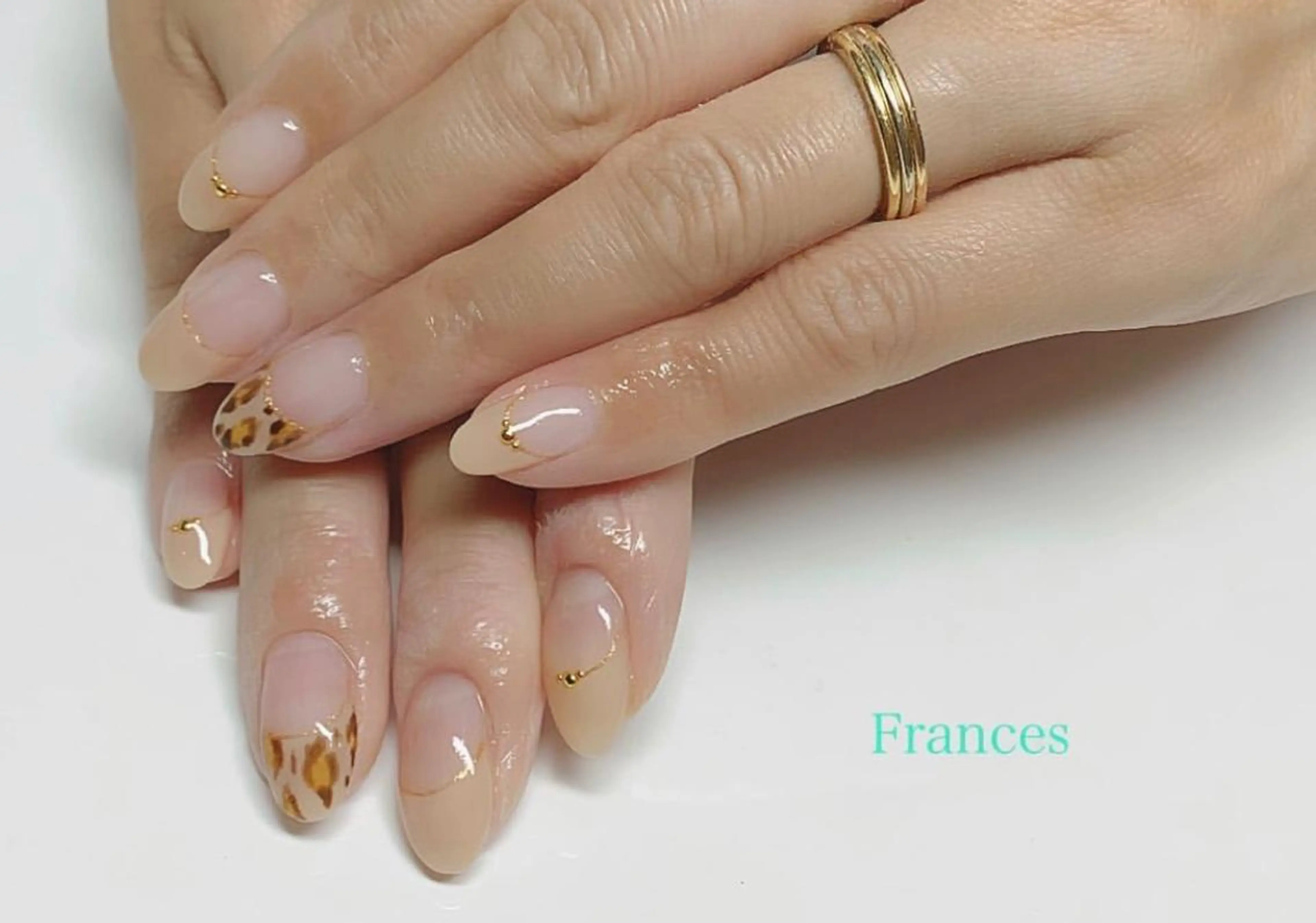 ネイル フレンチネイル ハンドネイル Frances 今村のネイルデザイン