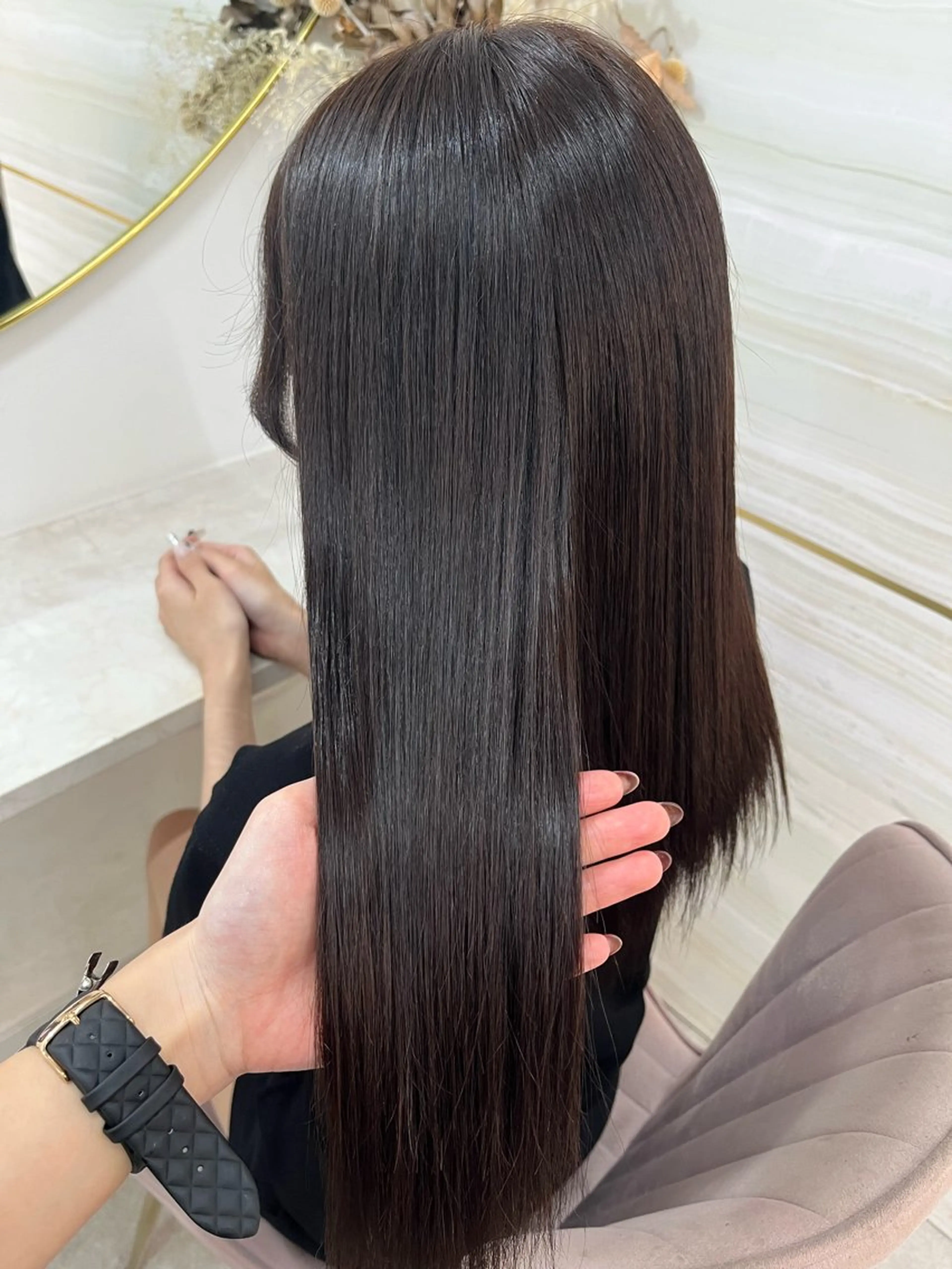 ロング カラー ブラウンカラー ナチュラルブラウン トリートメント ヘアカラー トリートメント 🏹あみ🏹暗髪 /オリーブ/髪質改善のヘアスタイル