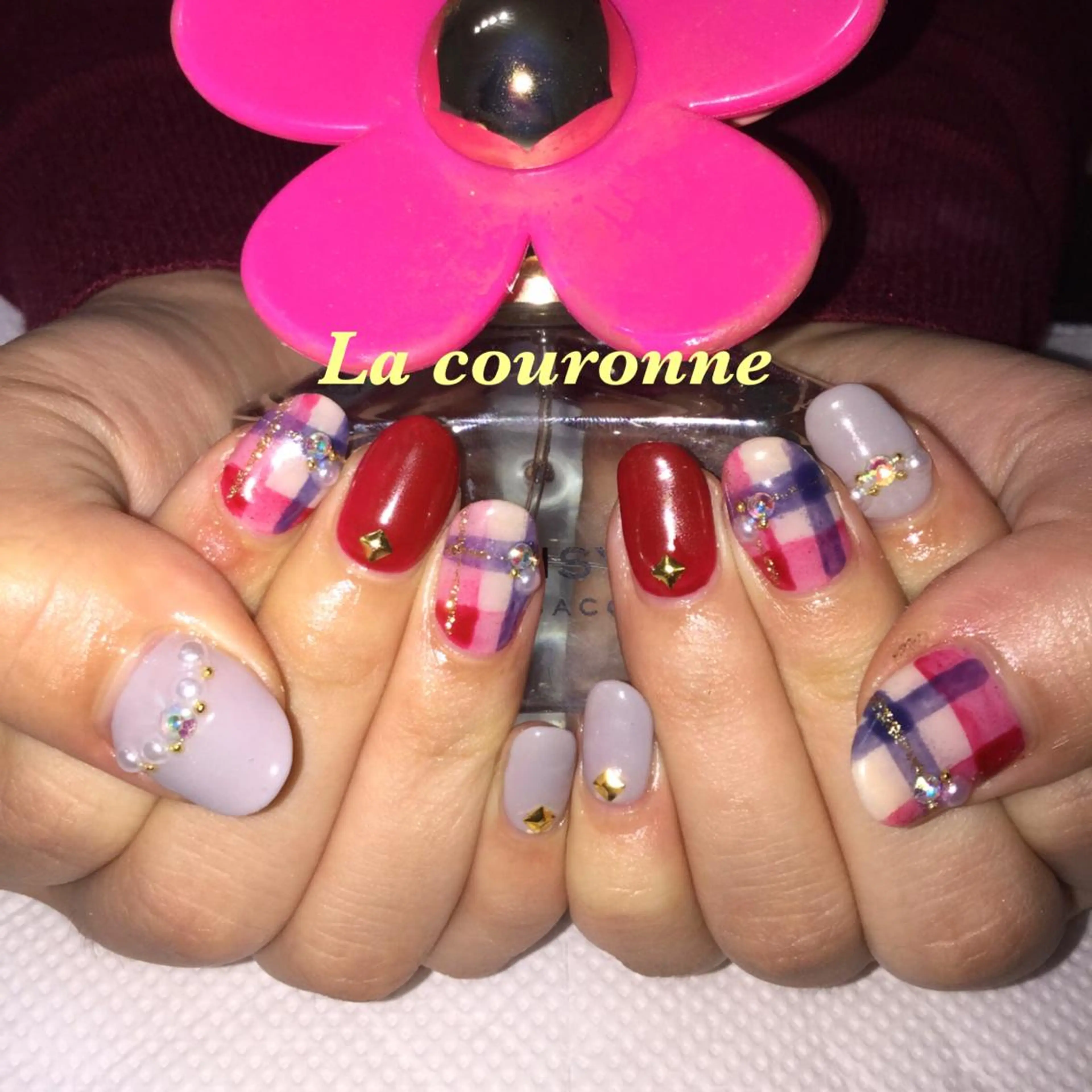 ネイル Lacouronne NATSUMIのネイルデザイン