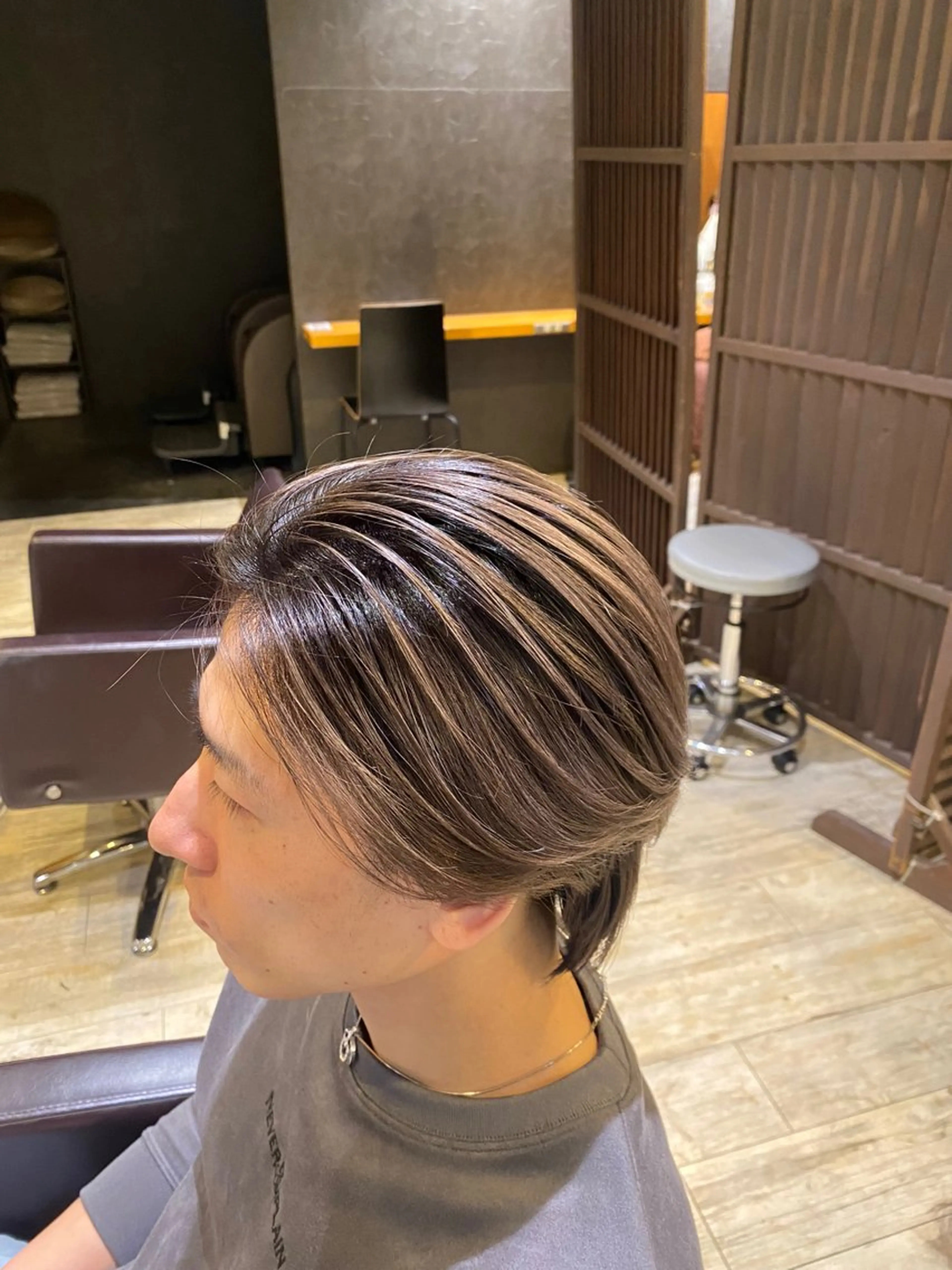 カラー メンズ メンズバレイヤージュ バレイヤージュ 艶カラー 藤澤さくらのマツエク・マツパデザイン