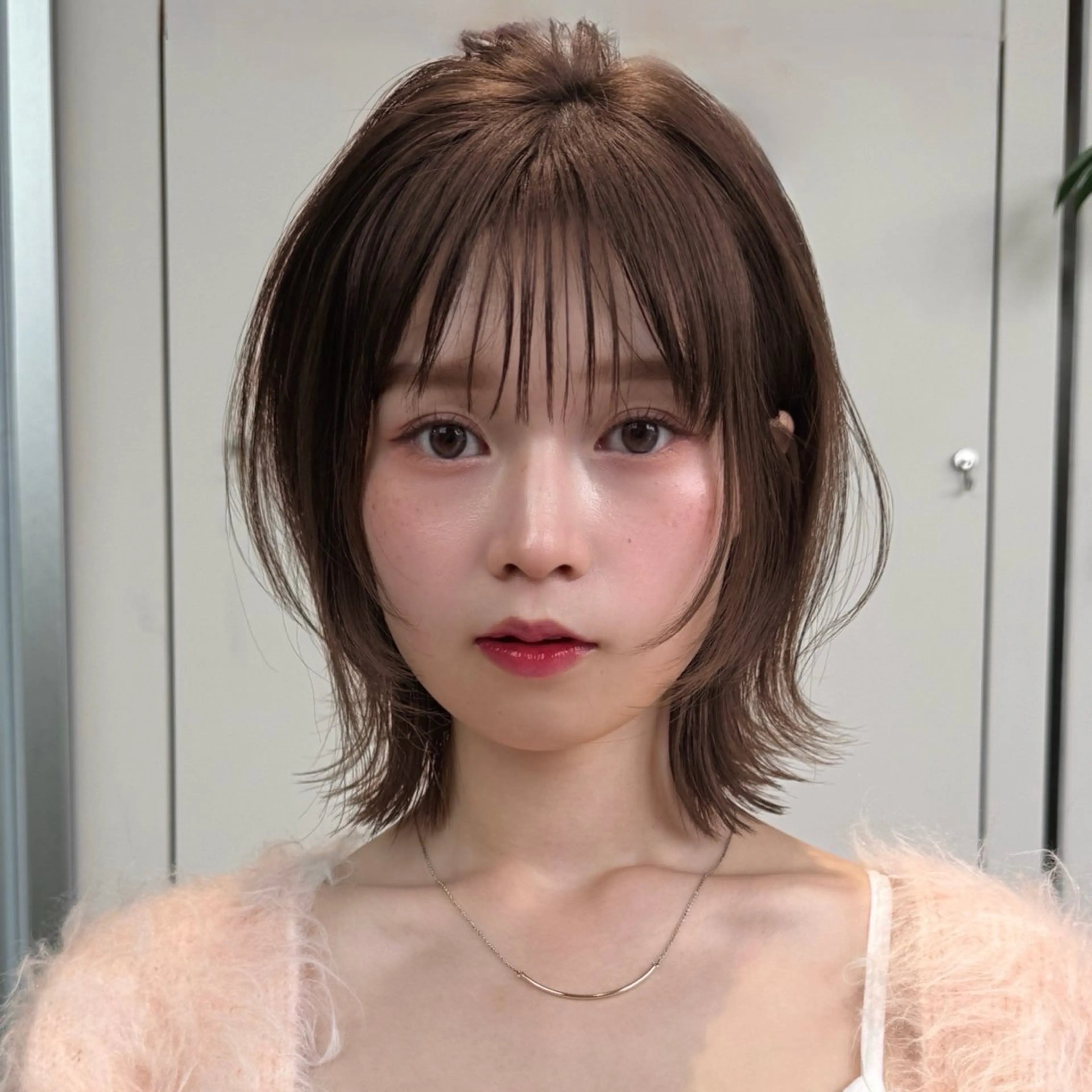 ミディアム カット ヘアカラー Zinaセントラル銀座所属・髪質改善🪄 イルミナカラー岩谷のヘアスタイル