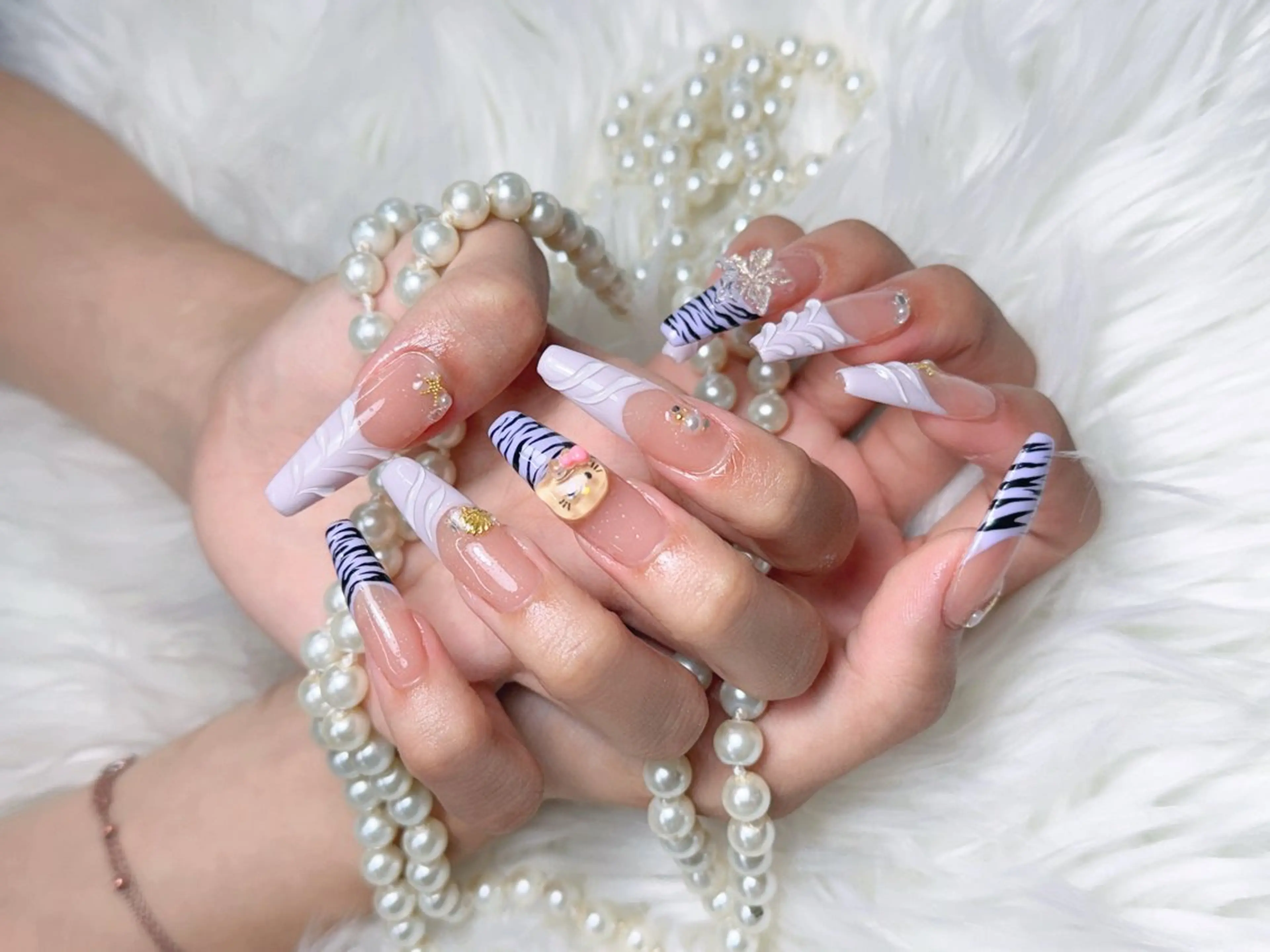 ネイル ENsalon akiのネイルデザイン