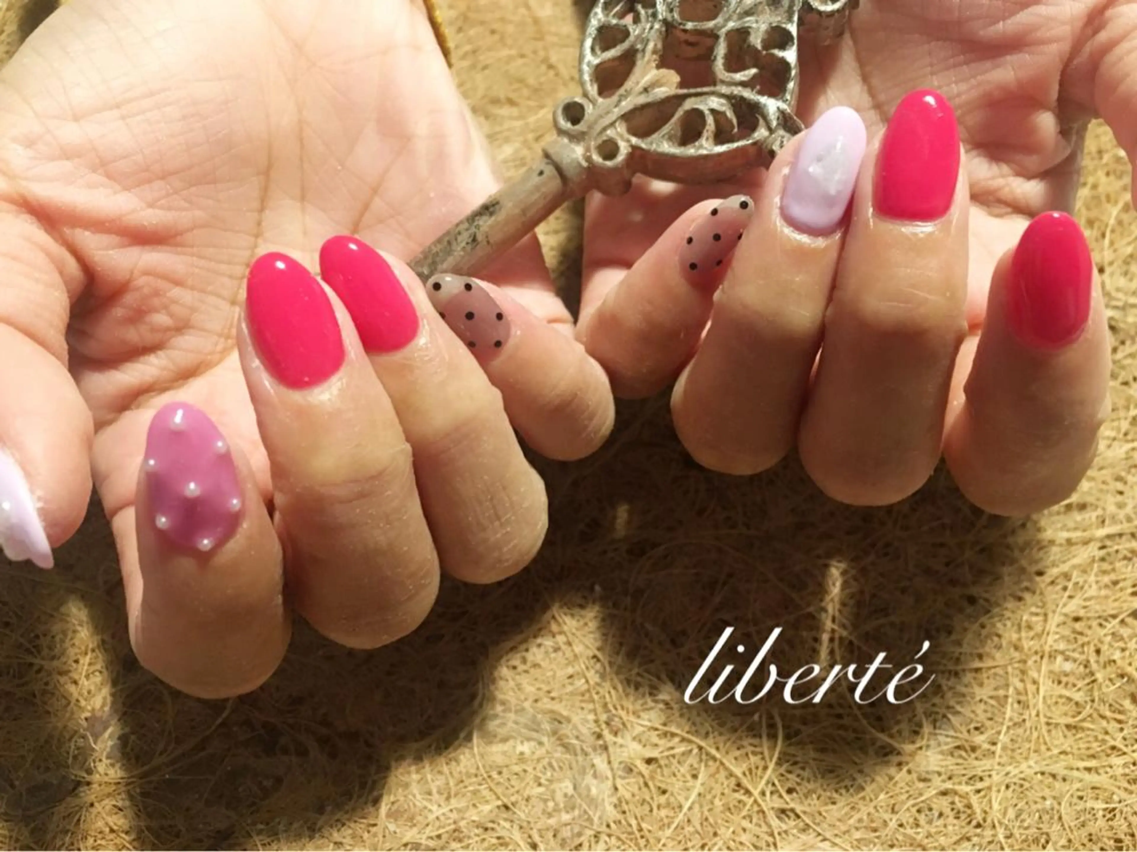 ネイル liberté (リベルテ)のネイルデザイン