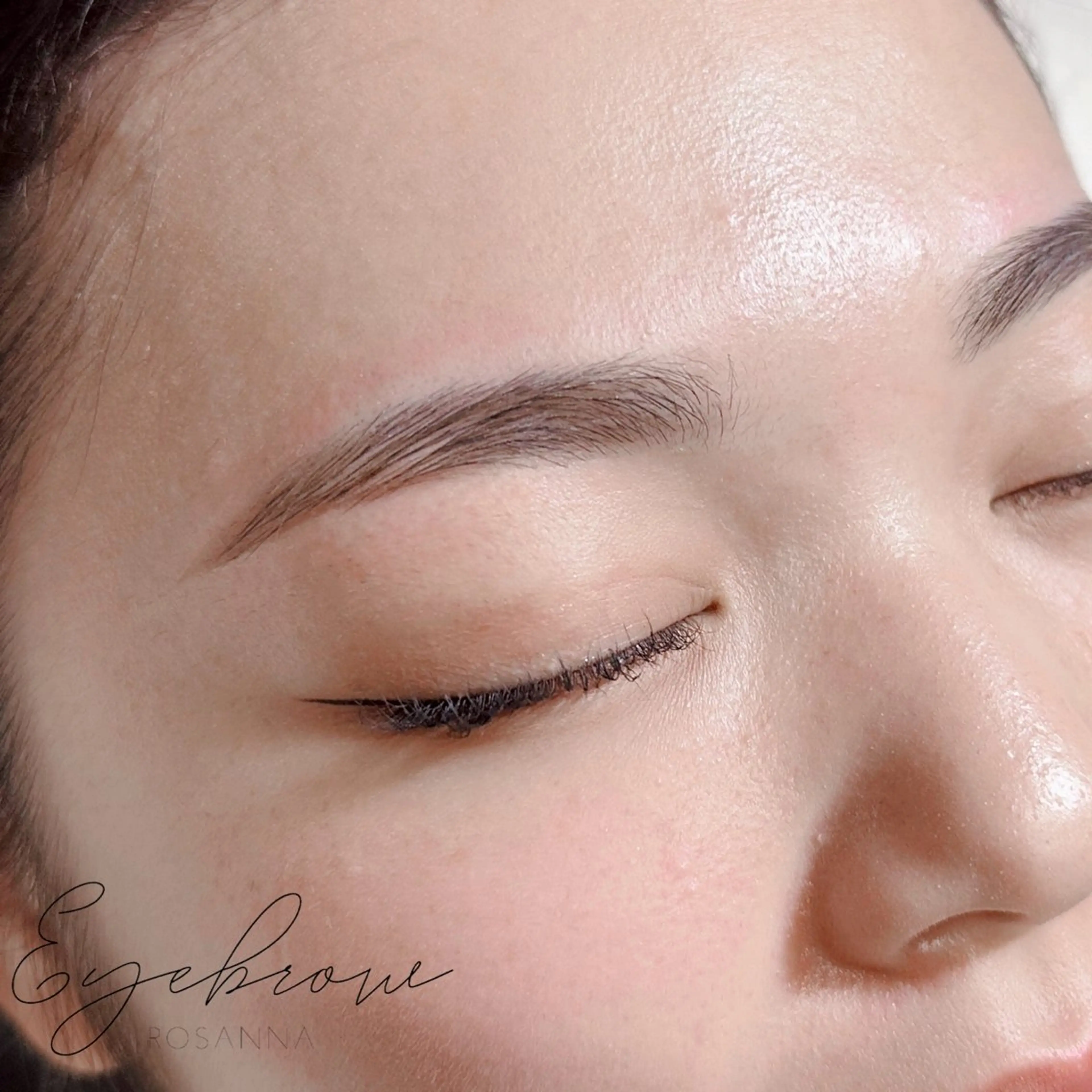 アイブロウ Rosanna 内田のマツエク・マツパデザイン