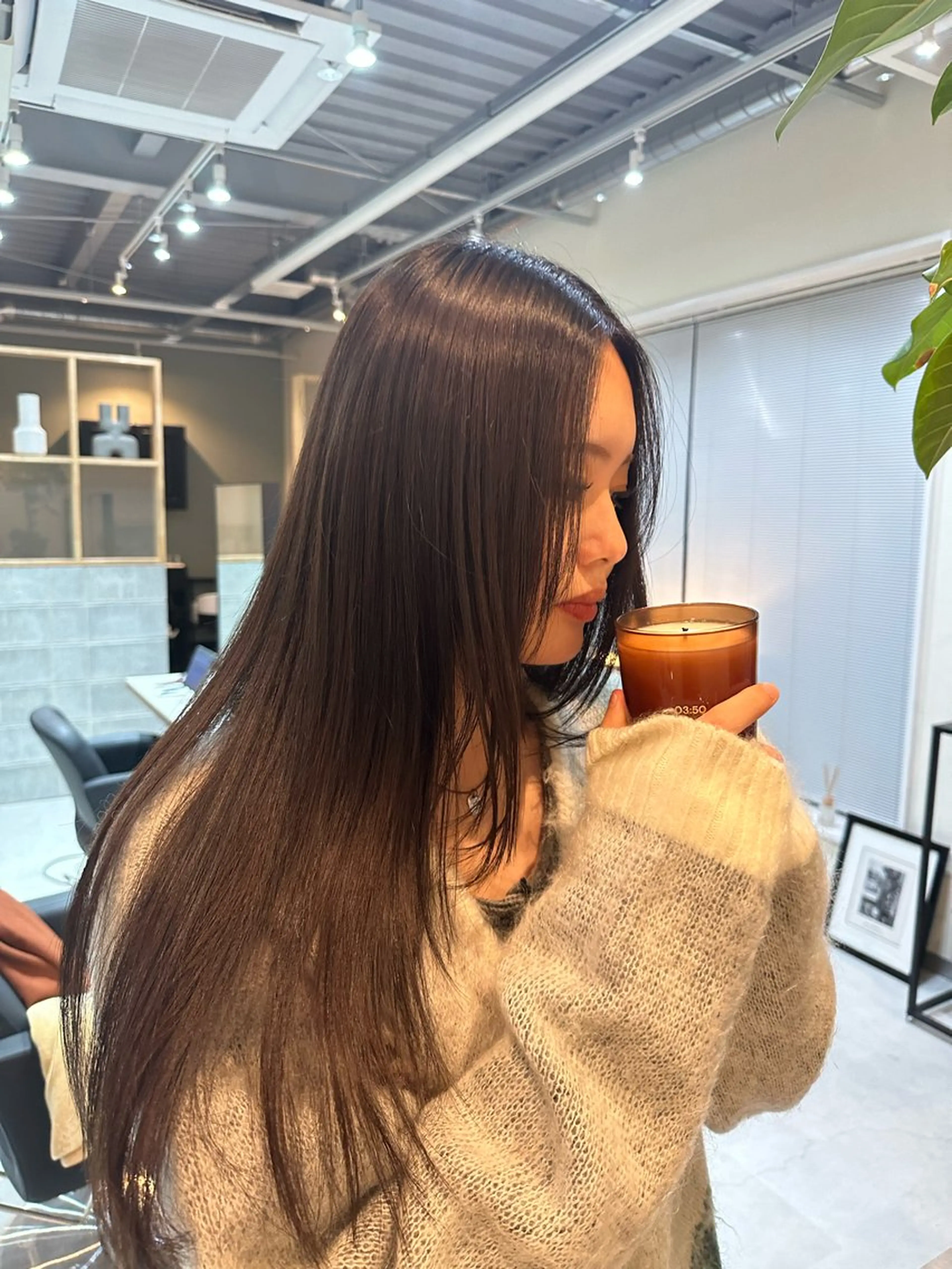 ロング カラー Shiro RENのヘアスタイル