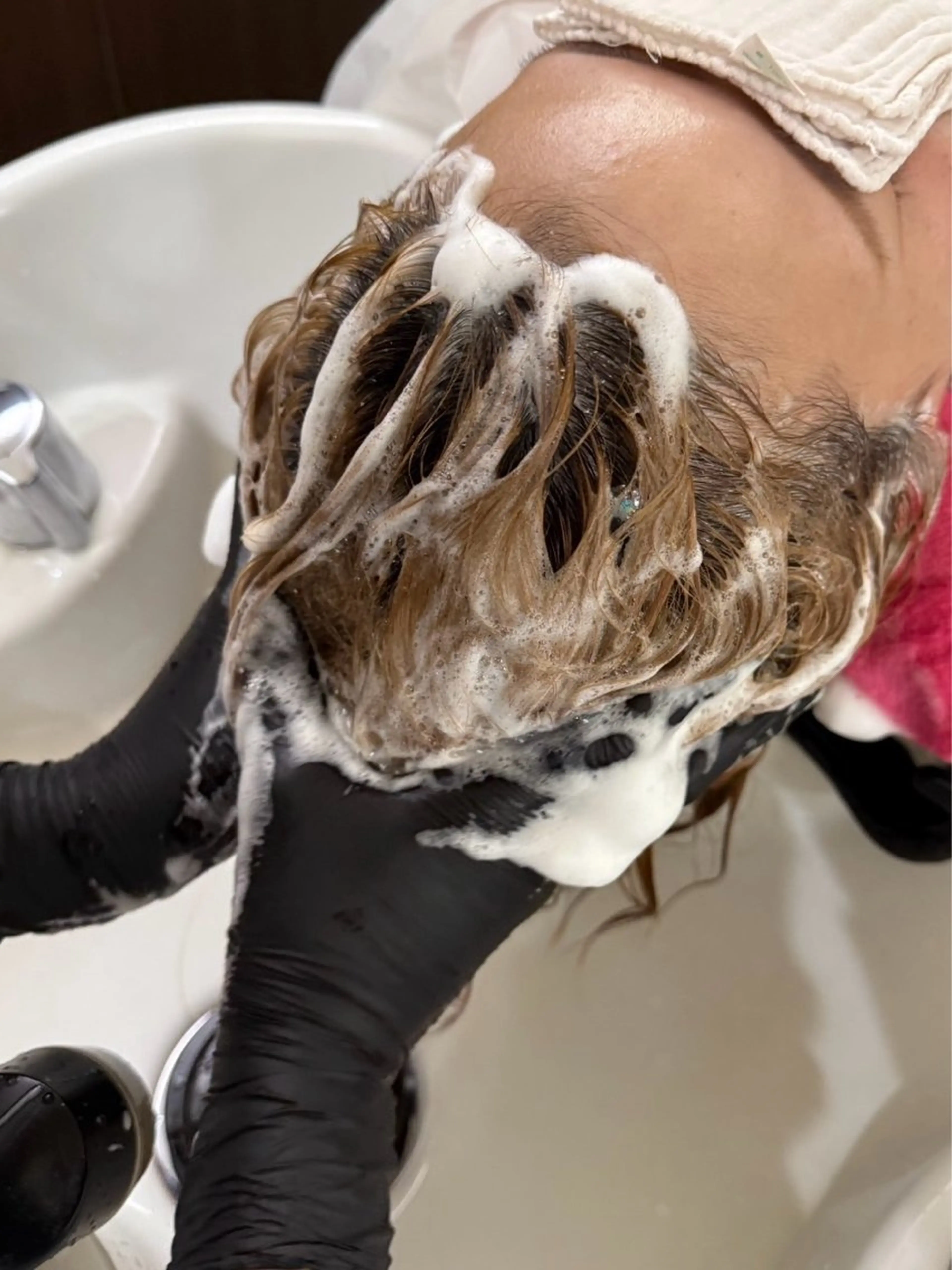 【肩と頭皮から引き上げる💆🏻✨】リフトアップスパ🫧の写真