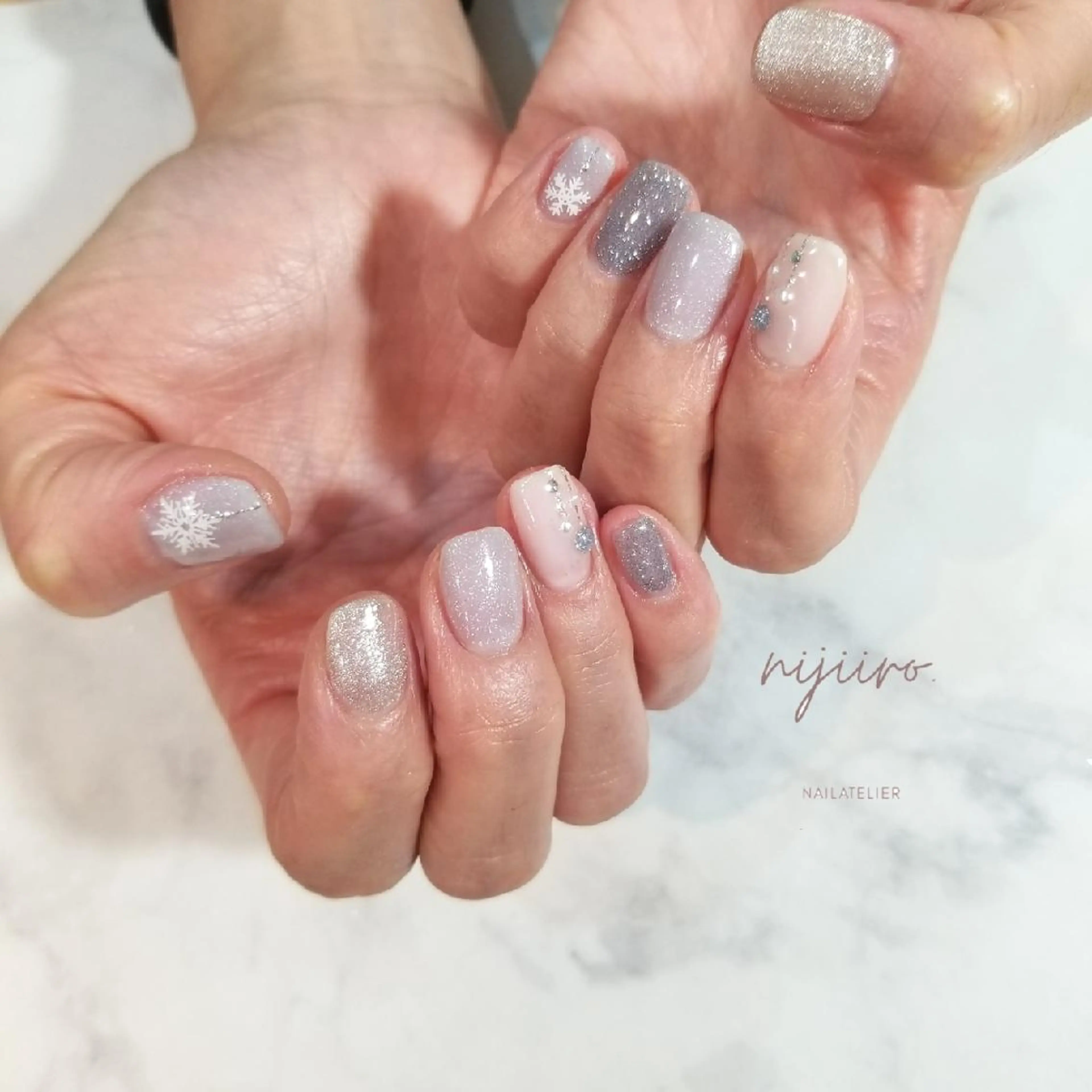 ネイル ハンドネイル nijiiro🌈 サトウのネイルデザイン