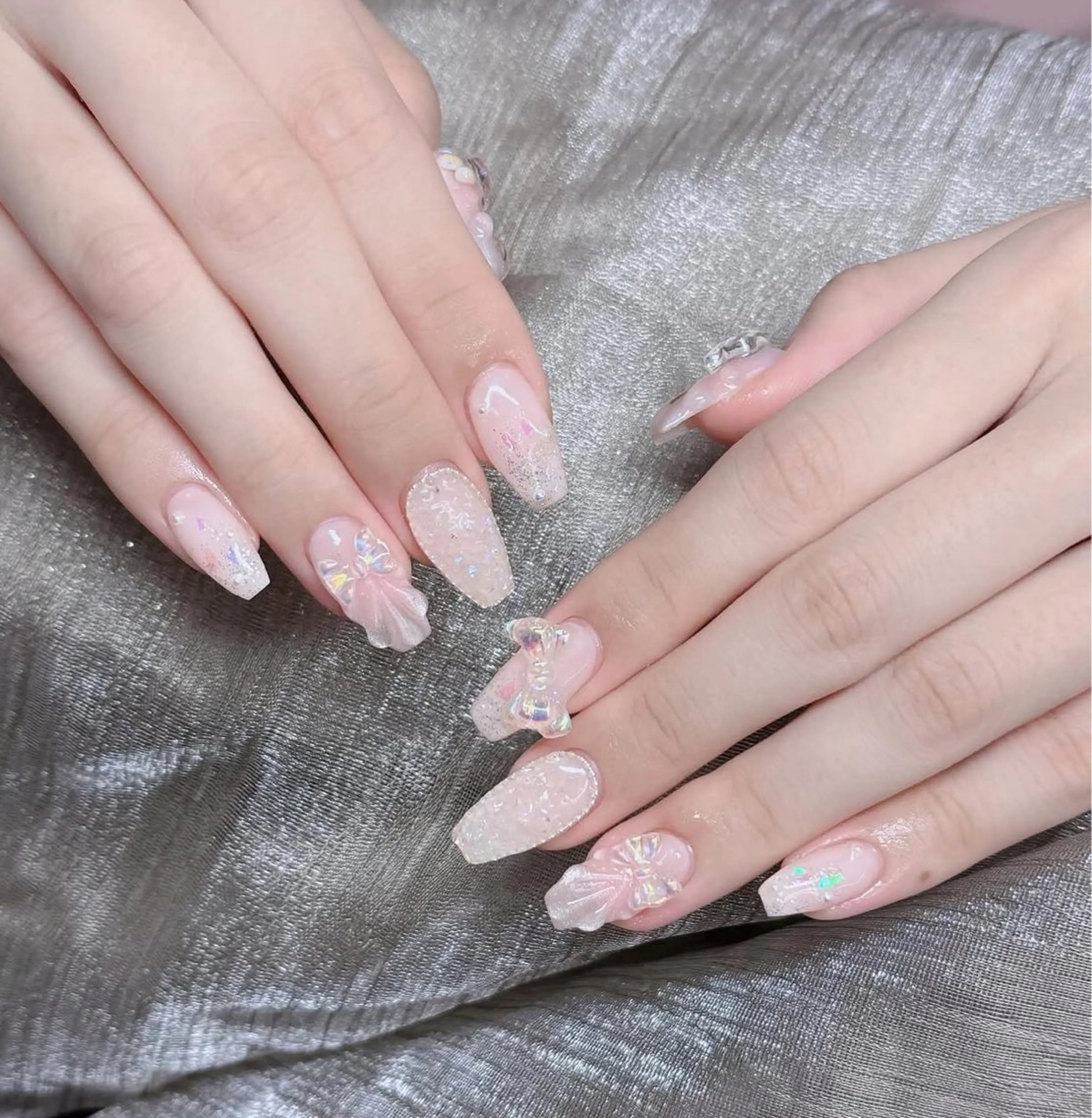 ネイル フレンチネイル ジェルネイル ハロウィン キラキラネイル 韓国ネイル H.baby Nail Salonのネイルデザイン