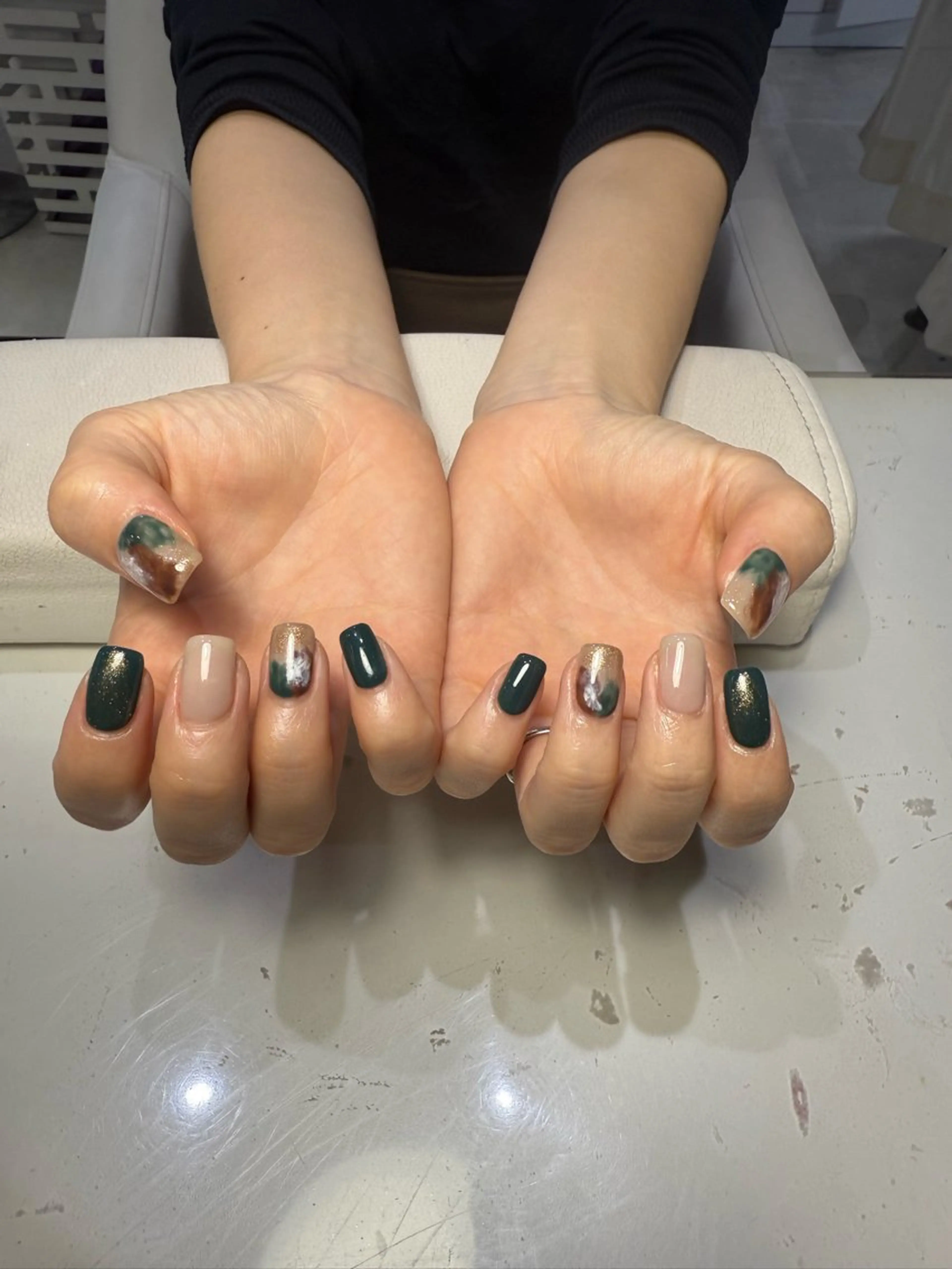 ネイル ニュアンスネイル ハンドネイル tumake🩷 Aliceのネイルデザイン