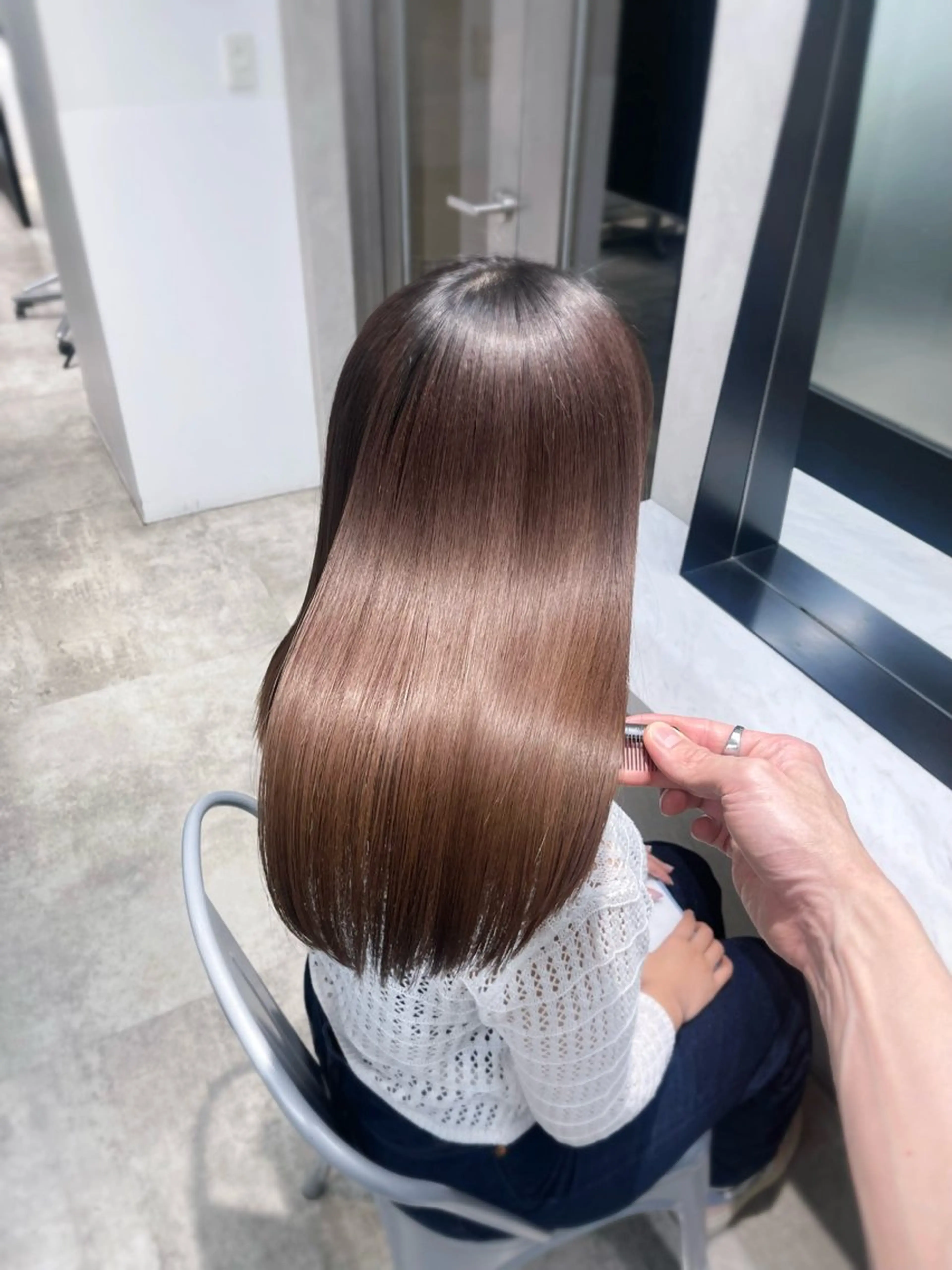 セミロング 髪質改善 トリートメント カット ヘアカラー トリートメント 韓国レイヤーカット 髪質改善▫️水野有真のヘアスタイル