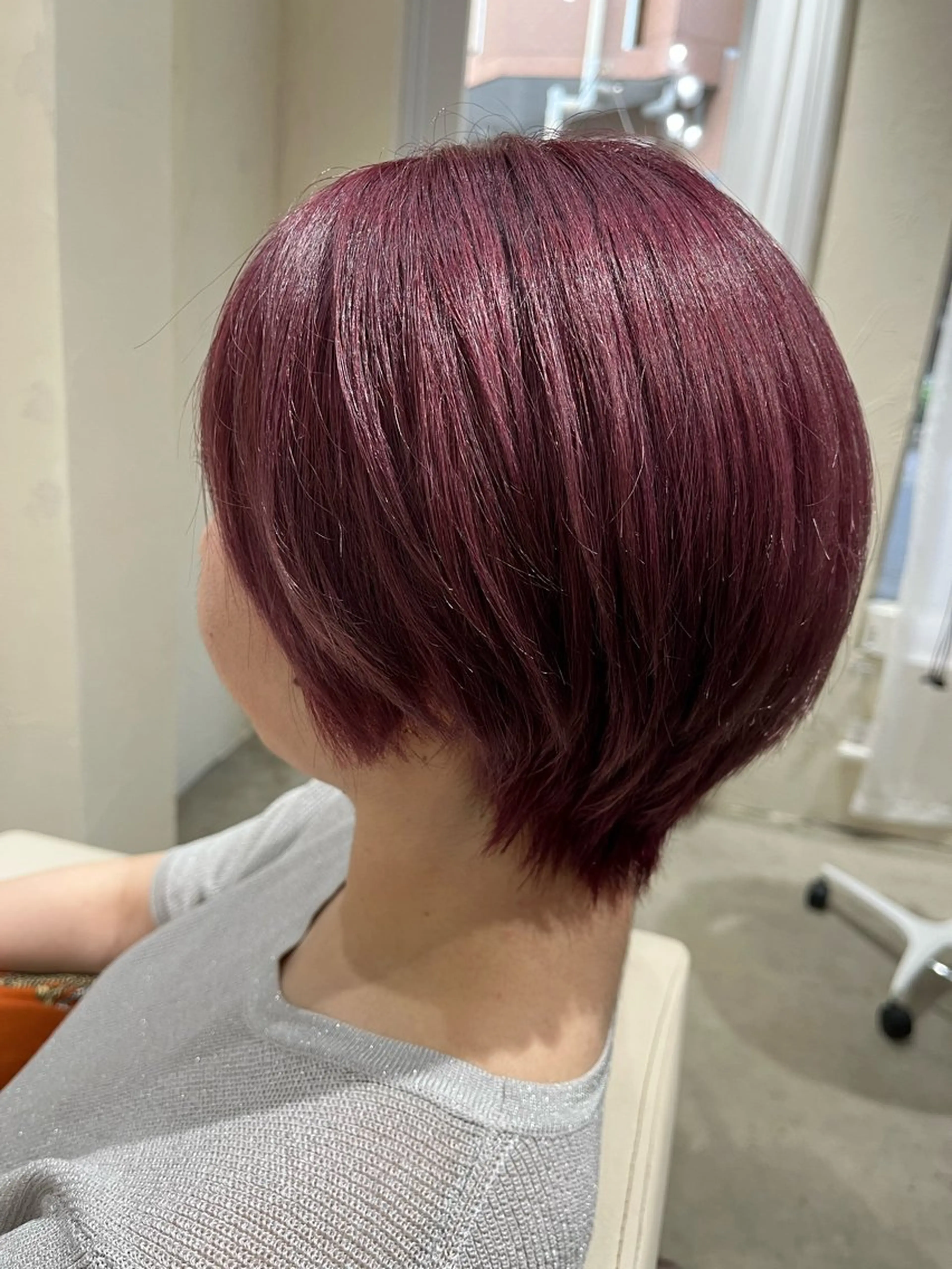 ショート カラー カット ヘアカラー トリートメント ハイトーンカラー🩵 耳ツボジュエリー👂のその他イメージ
