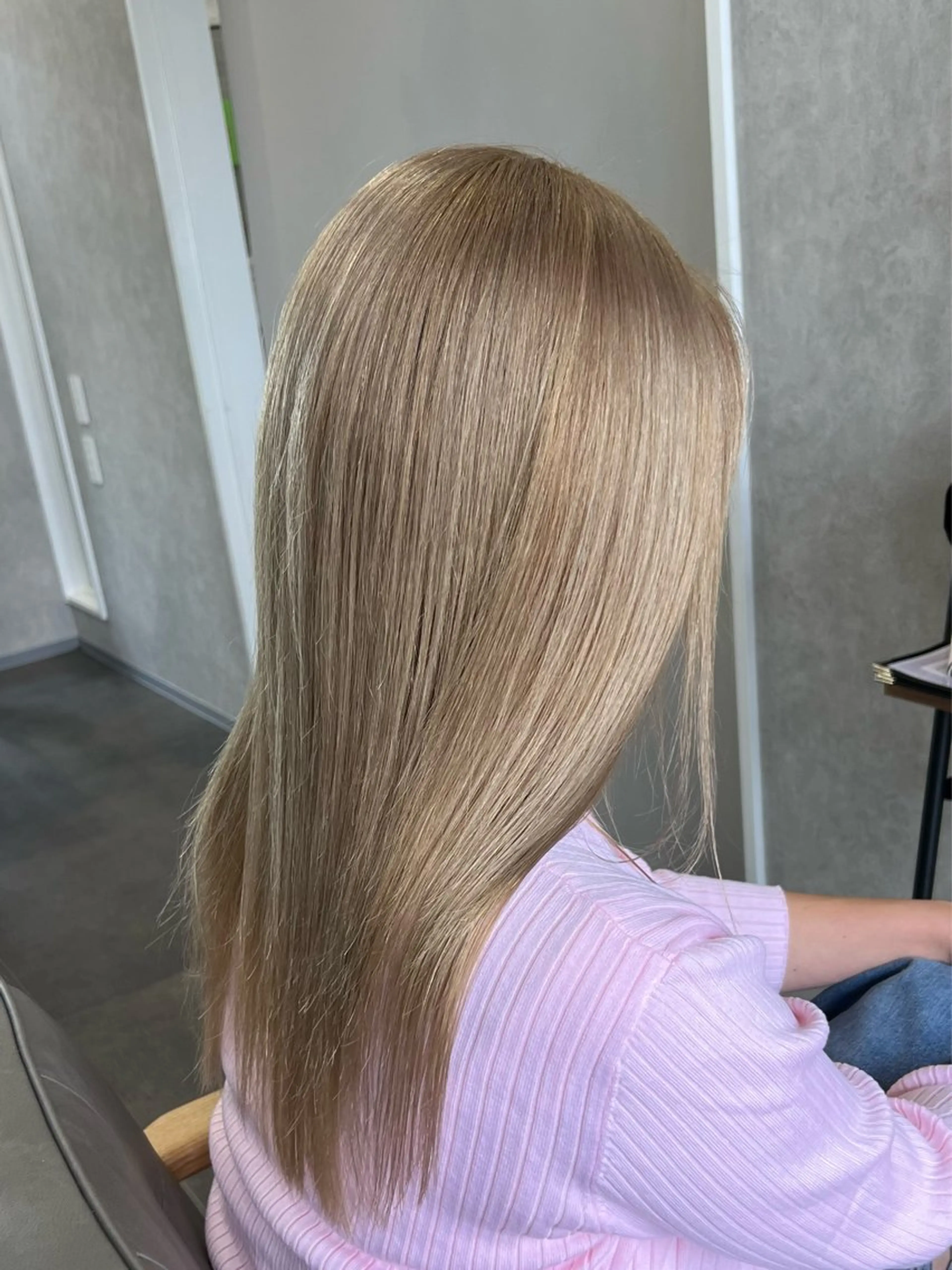 ミディアム PALO / もも🍑のヘアスタイル