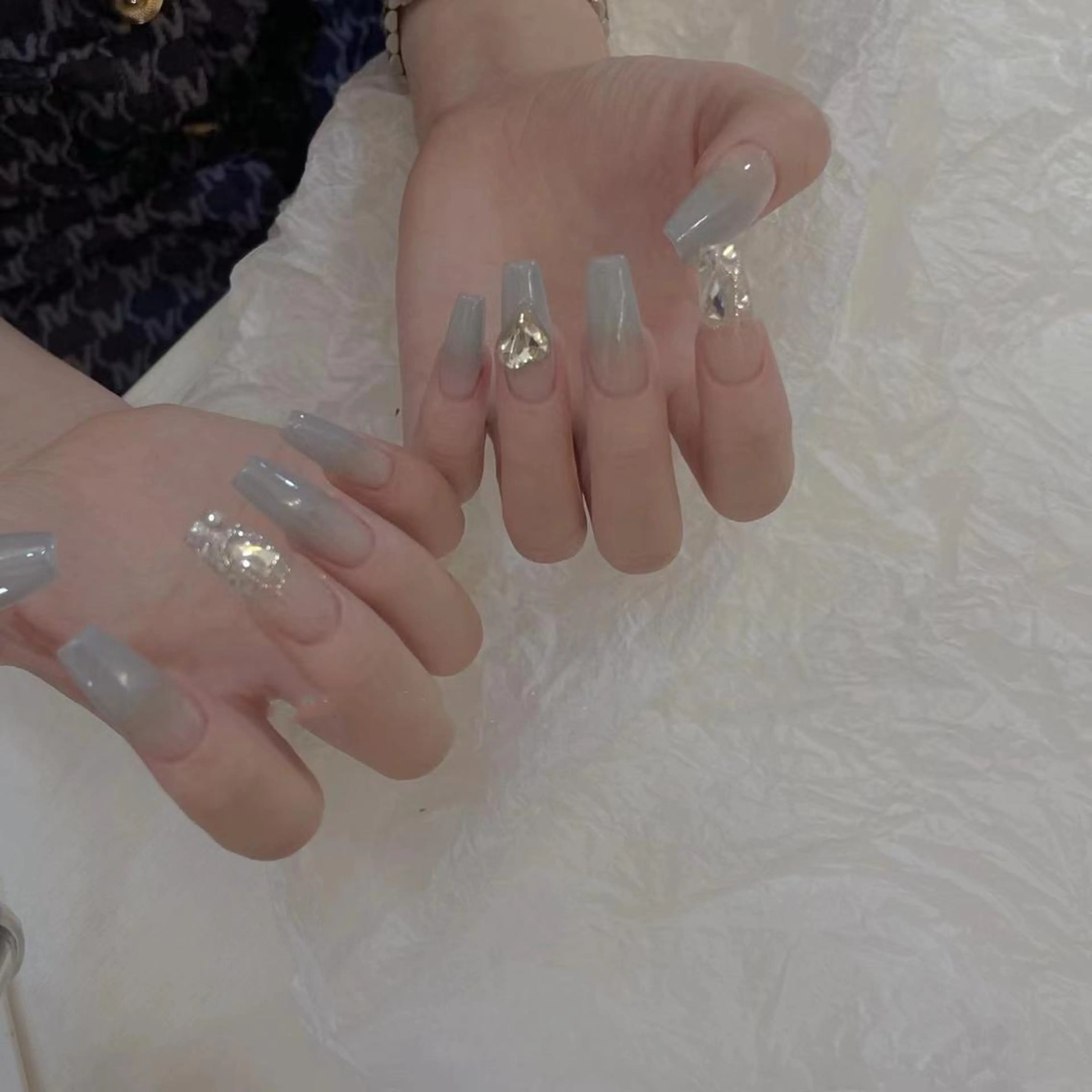 セミロング めぐみのネイルサロン スタッフ練習のネイルデザイン