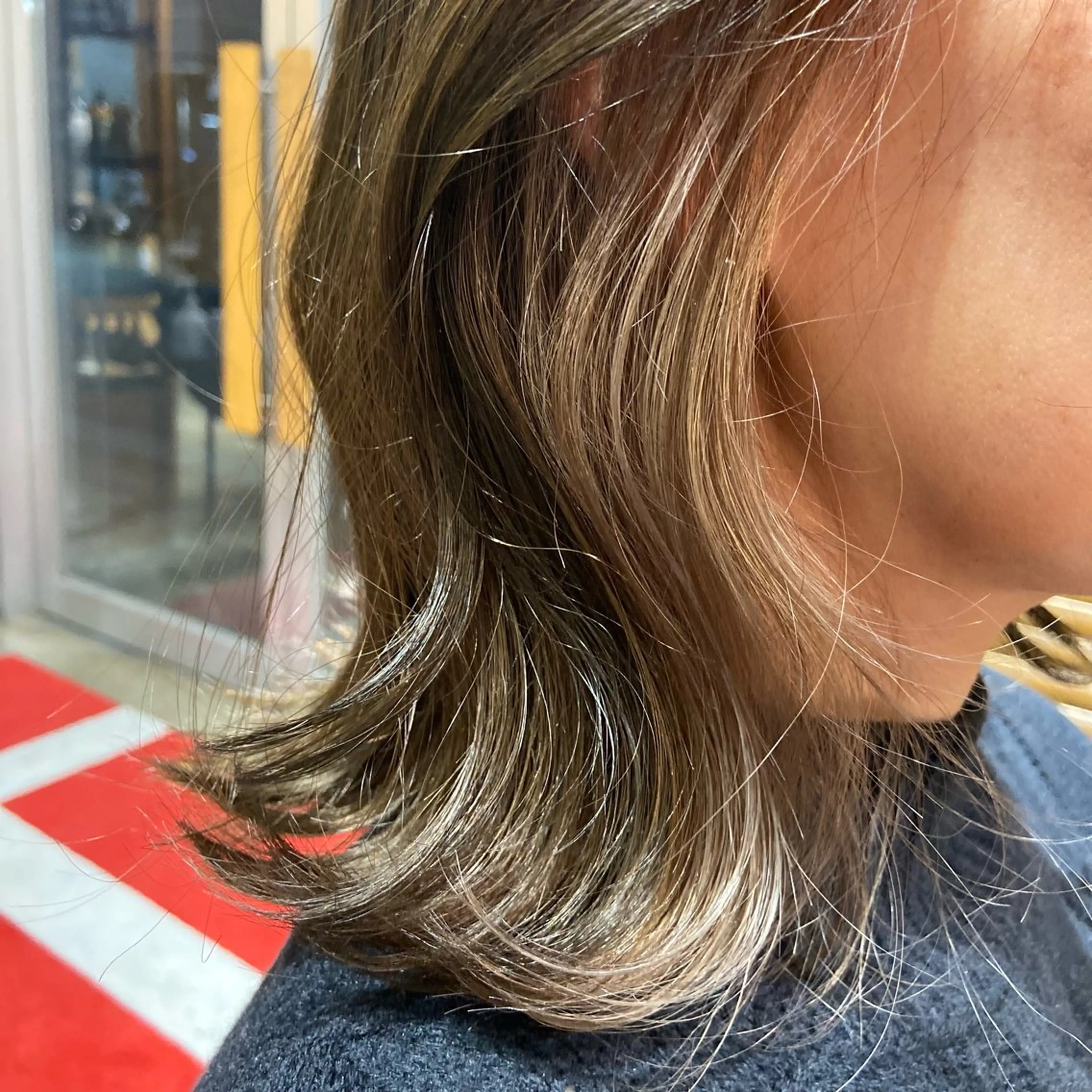 ロング カラー IWASHITA TAKESHIのヘアスタイル