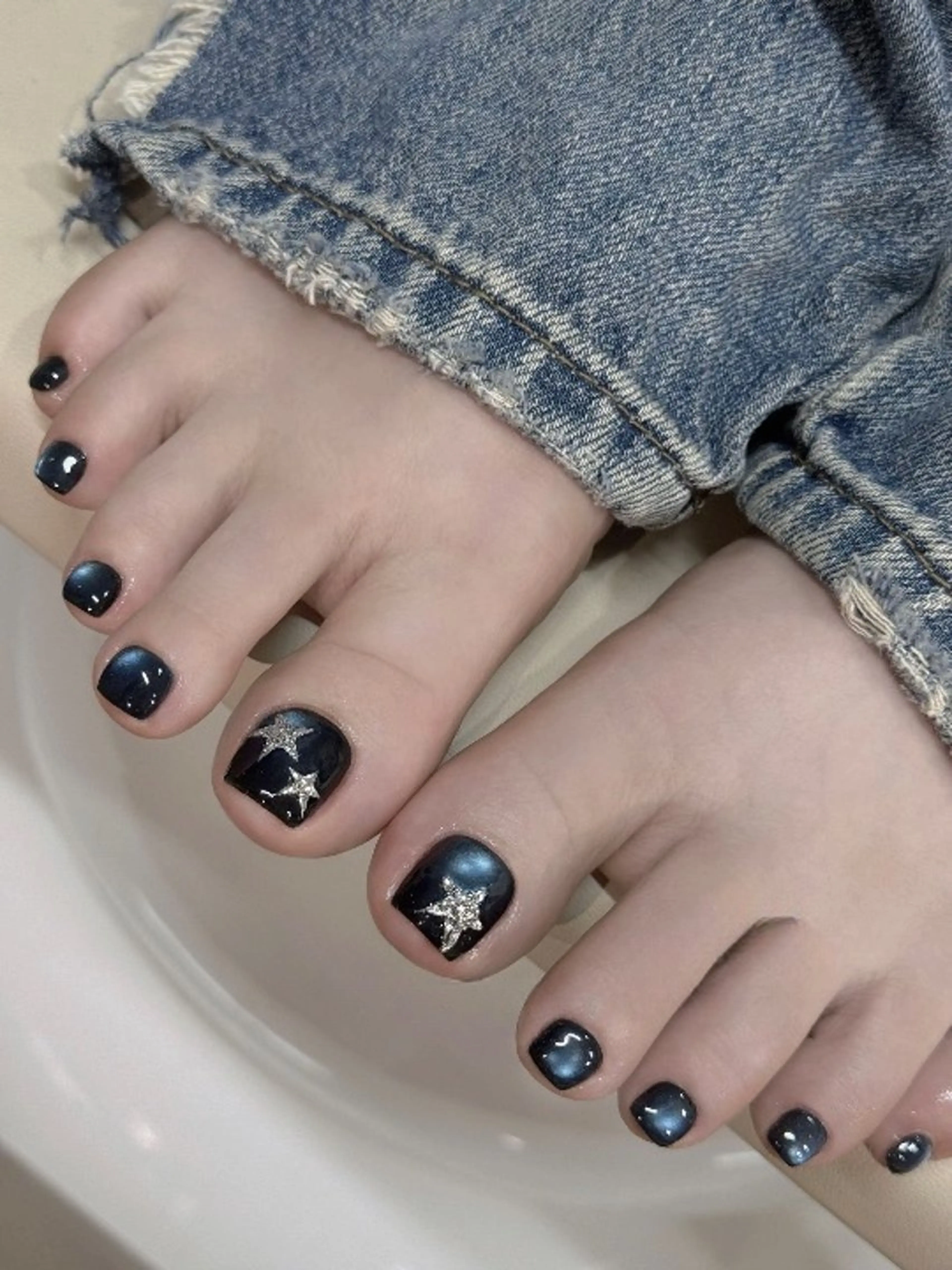 カラー グラデーションカラー ピンクカラー フットネイル AIN Nailのネイルデザイン