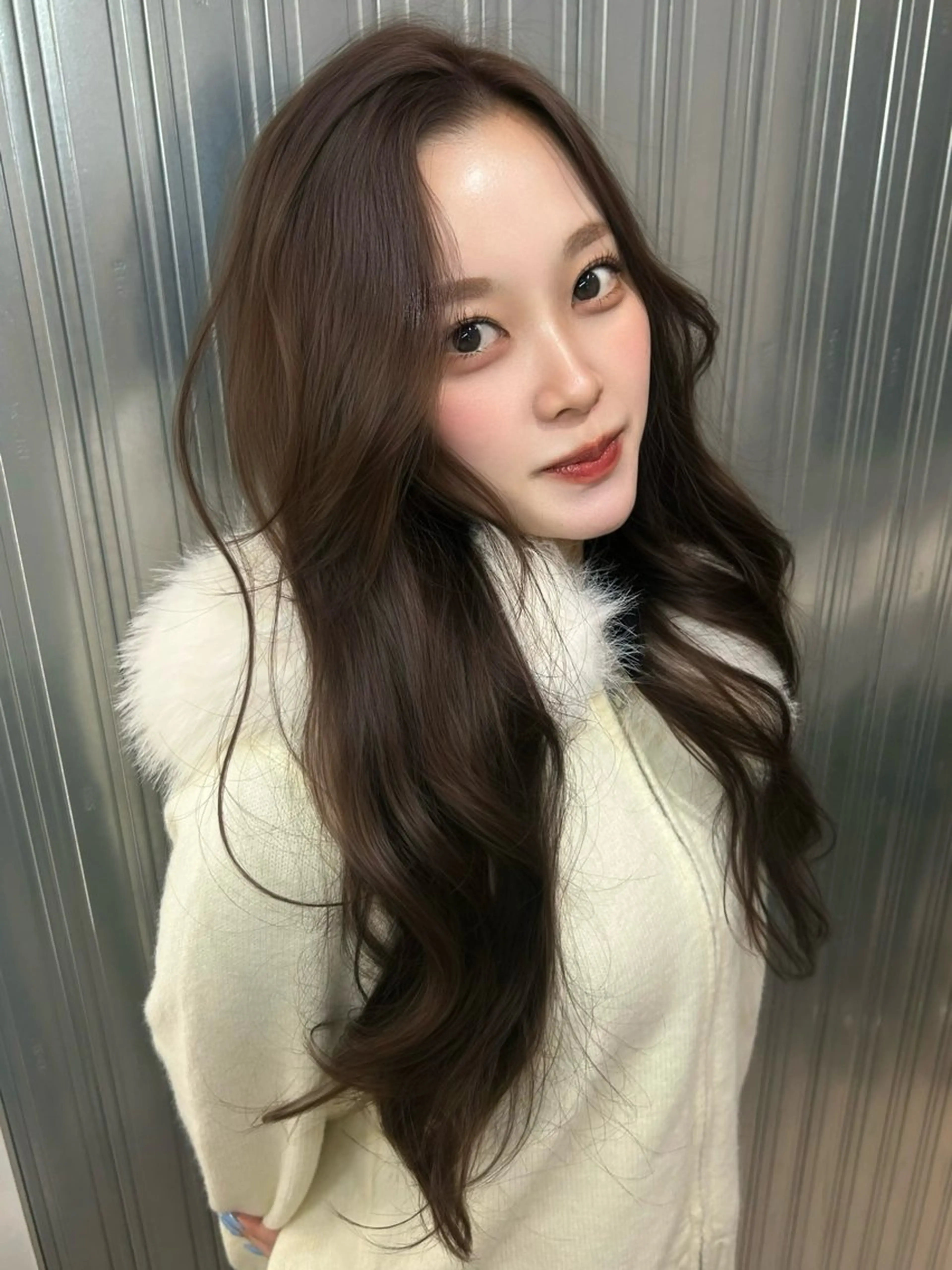 セミロング カラー パーマ ヘアカラー 縮毛矯正 トリートメント 🫧ミルクティー ブリーチRIKU🫧のヘアスタイル