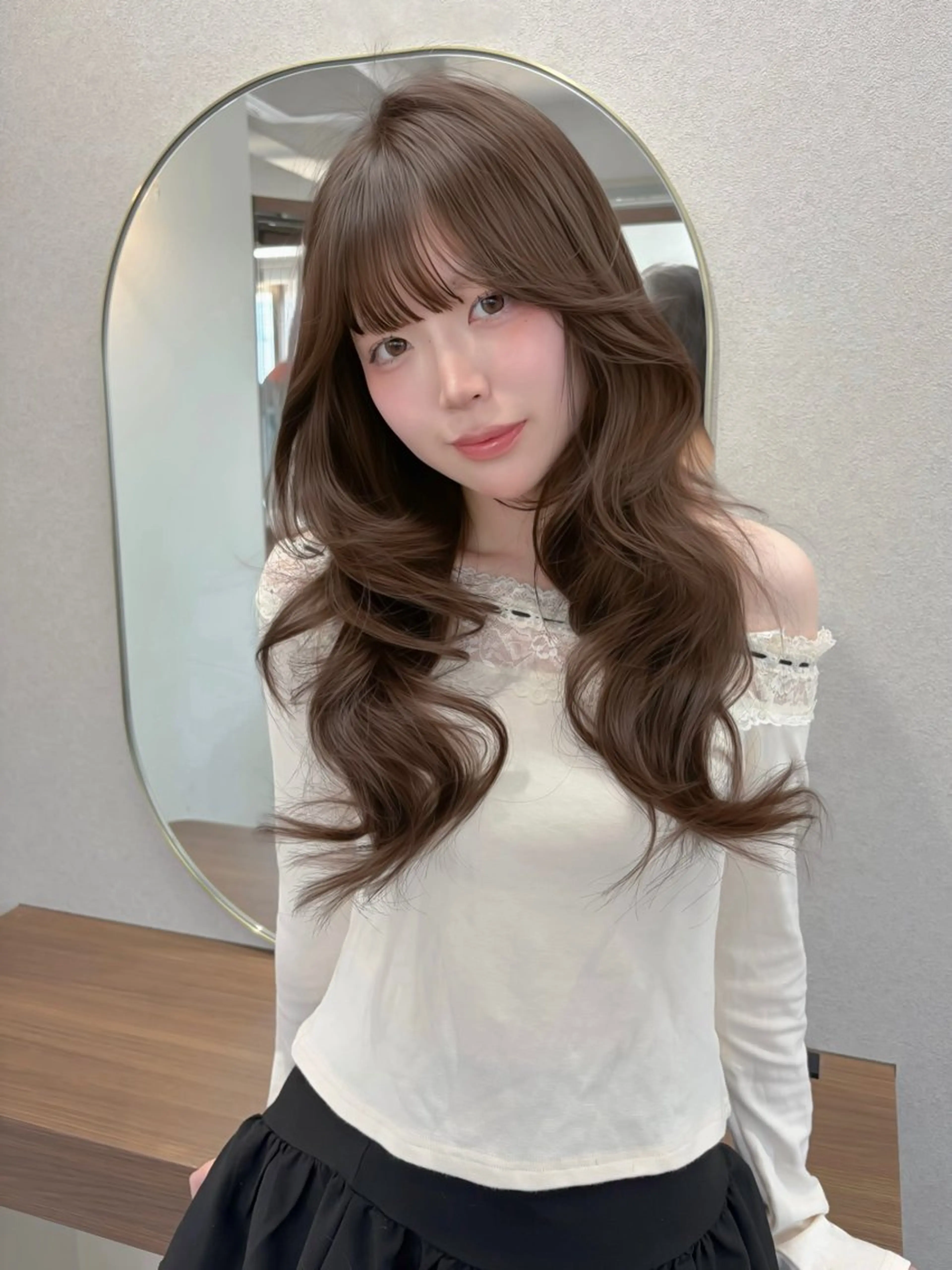 ロング カラー ベージュカラー ブリーチ ブラウンカラー ブラウンベージュ ブリーチなしカラー カット ヘアカラー トリートメント 藤野 結衣のヘアスタイル