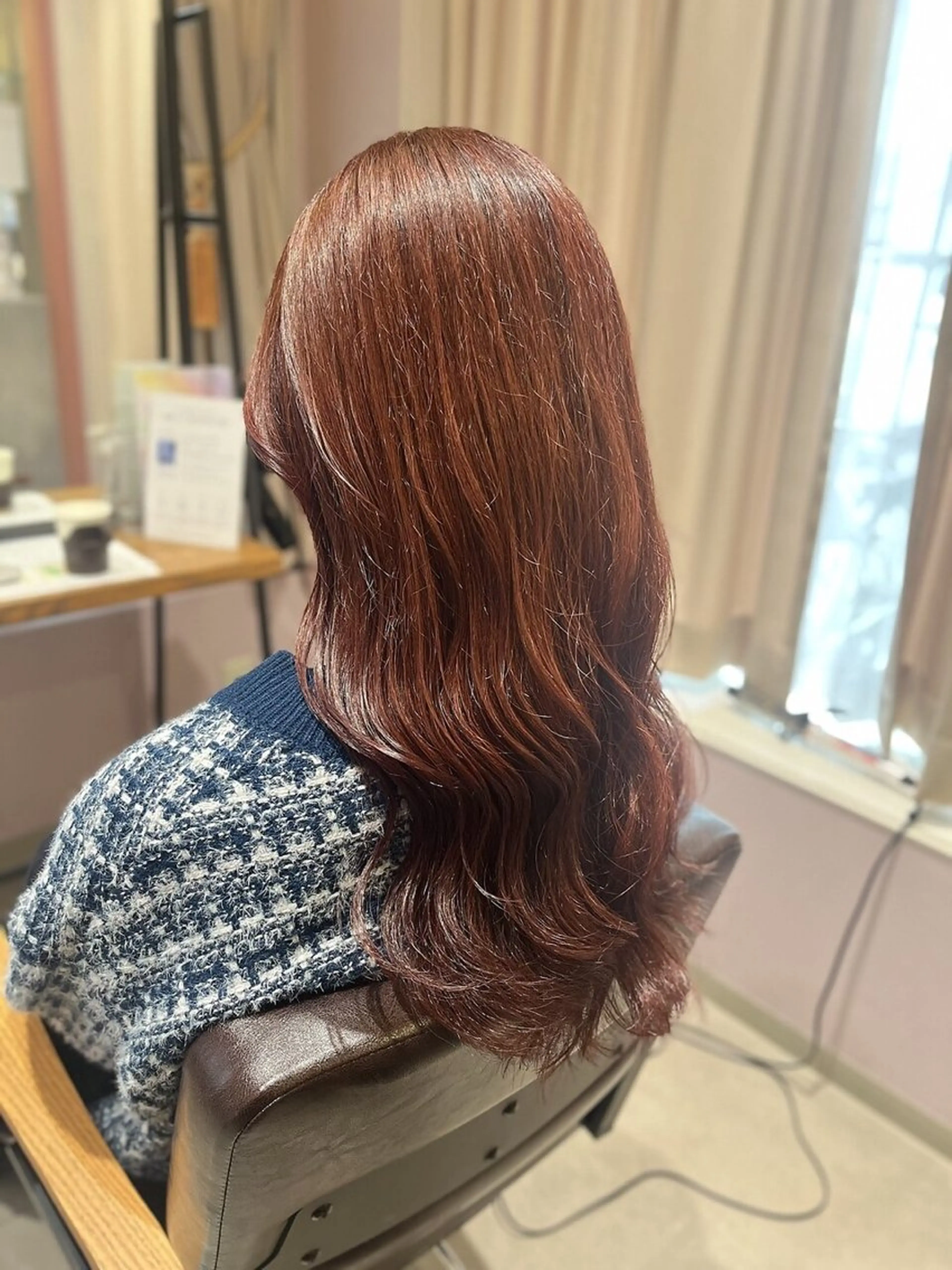 カラー 西原 愛紗のヘアスタイル
