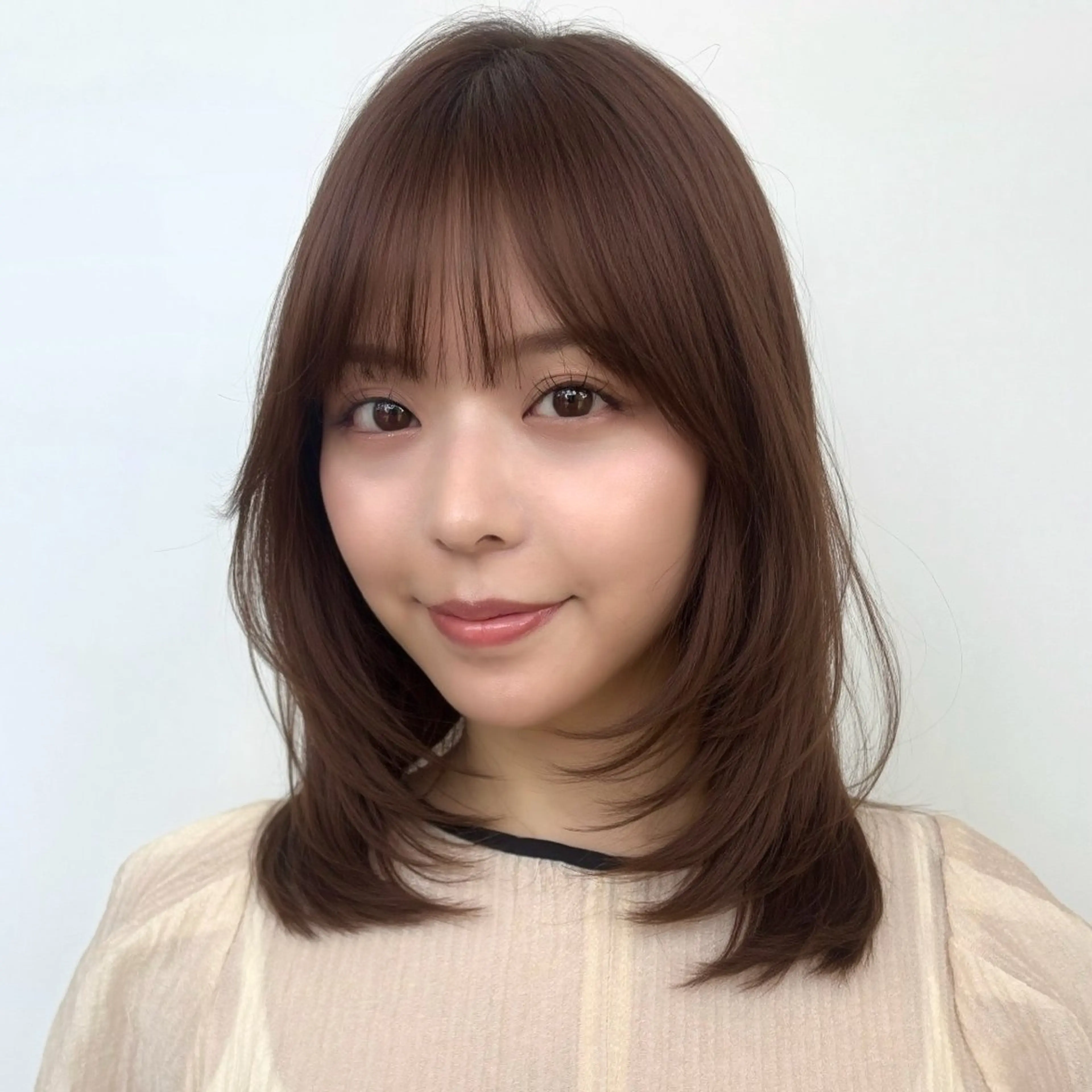 ミディアム カラー ミディアムレイヤー ブラウンカラー チョコレートブラウン 透明感カラー レイヤーカット カット ヘアカラー トリートメント 顔まわり🥨レイヤー /透明感/水口舞奈のヘアスタイル