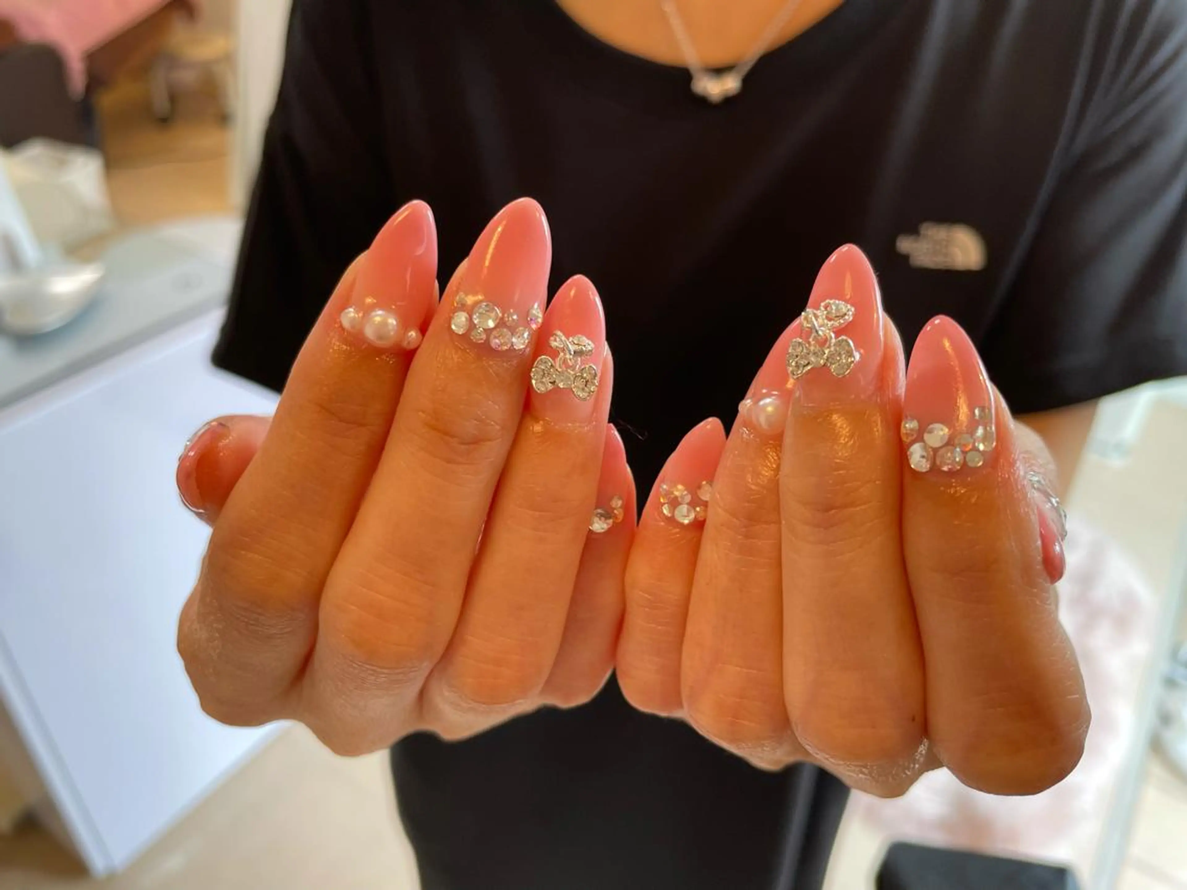 ネイル ♡ビジュール♡ NAIL &まつ毛のマツエク・マツパデザイン