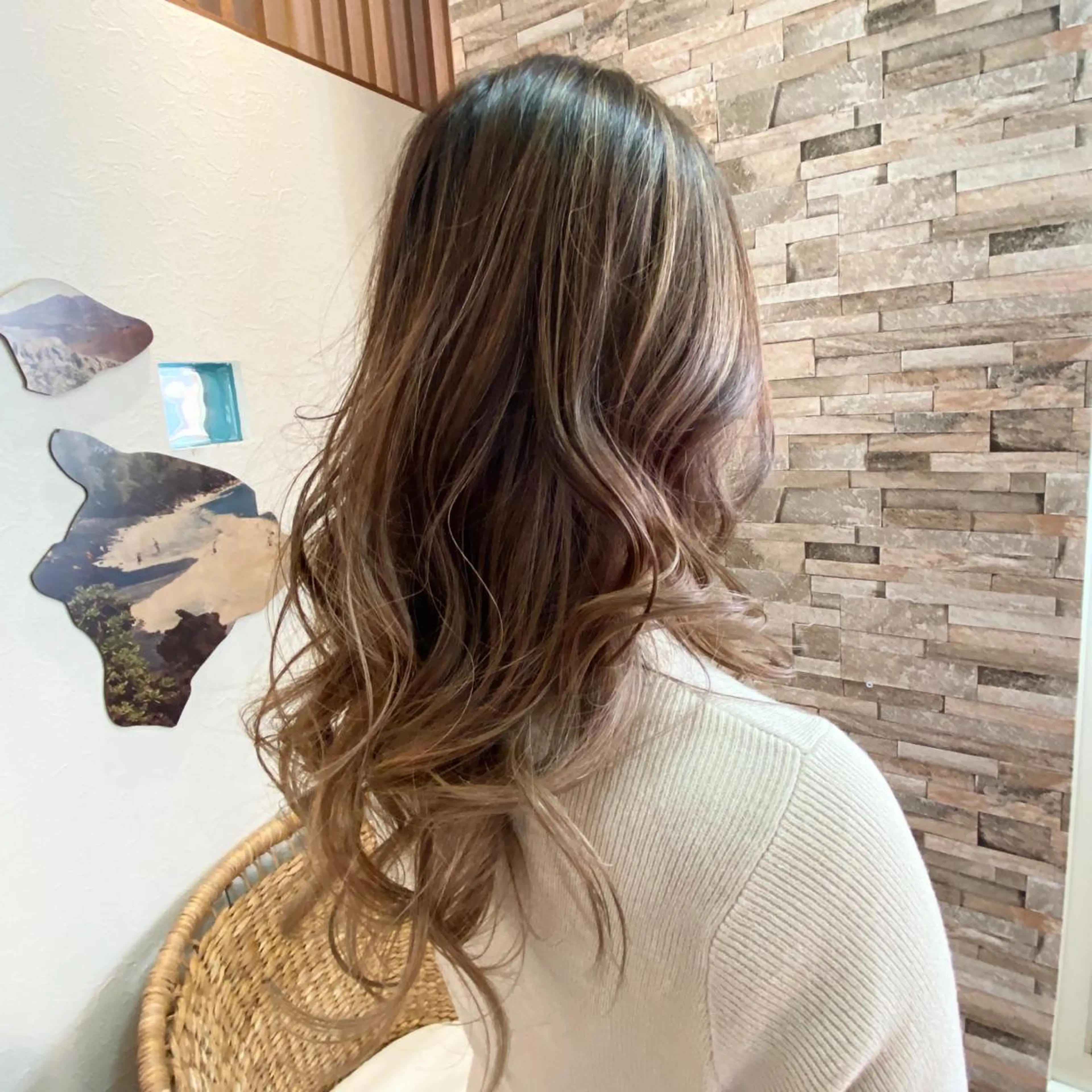 ロング カラー ベージュカラー グラデーションカラー 三浦 健太郎のヘアスタイル