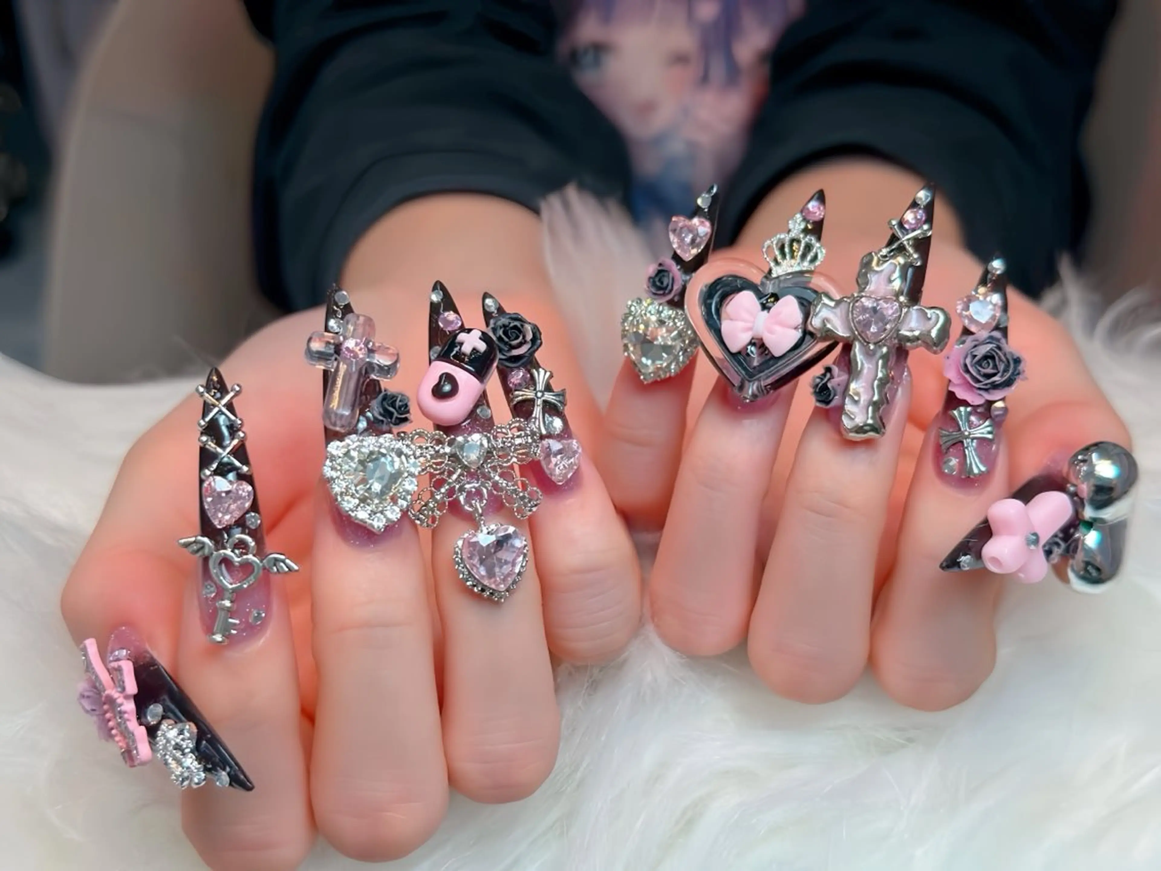 ネイル ブルー チークネイル 桜ネイル クリアネイル ドット ハンドネイル Rin Nail 新大久保店のネイルデザイン