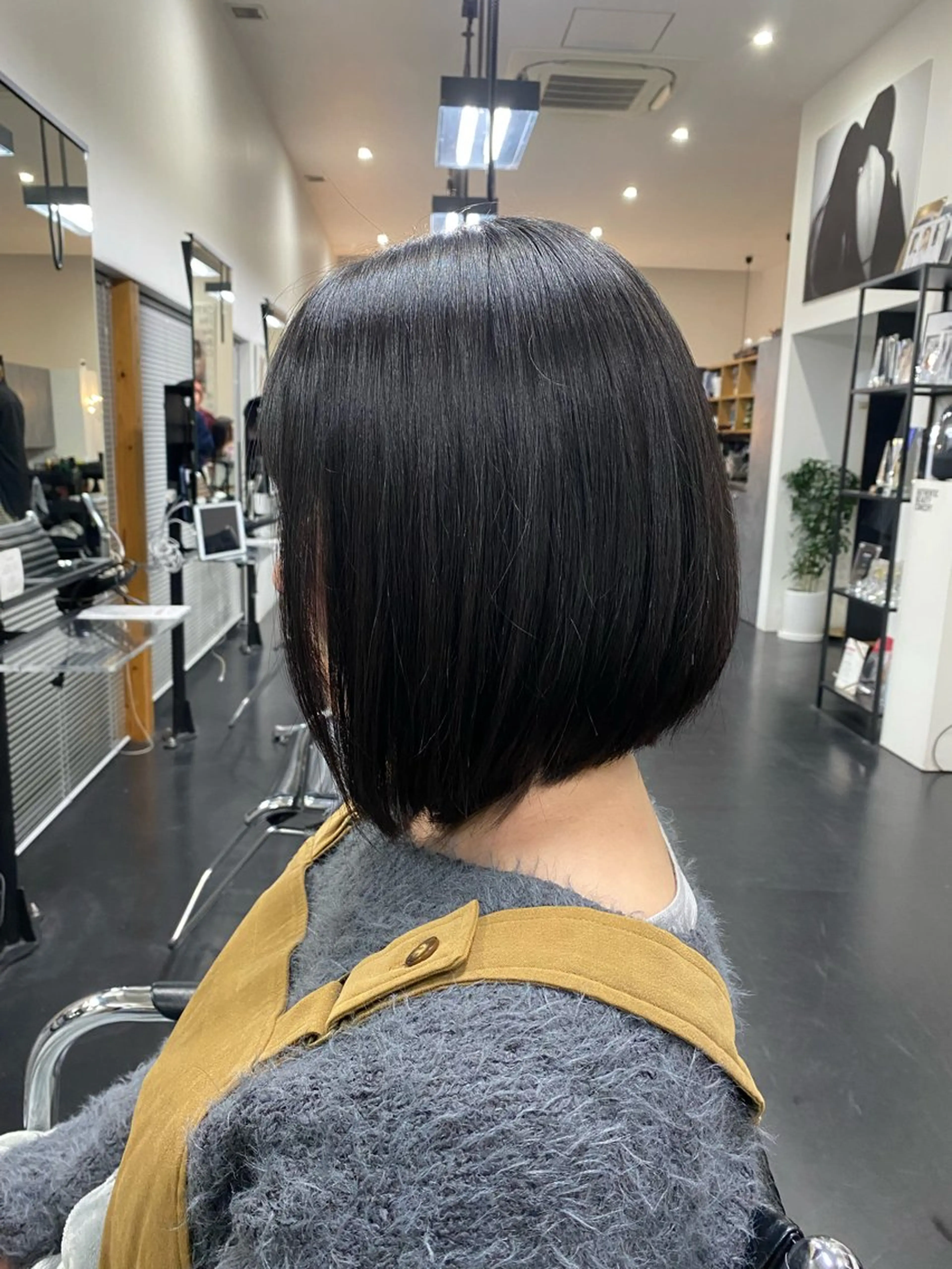 ショート 前下がりボブ ボブ 宇野 鈴花のヘアスタイル