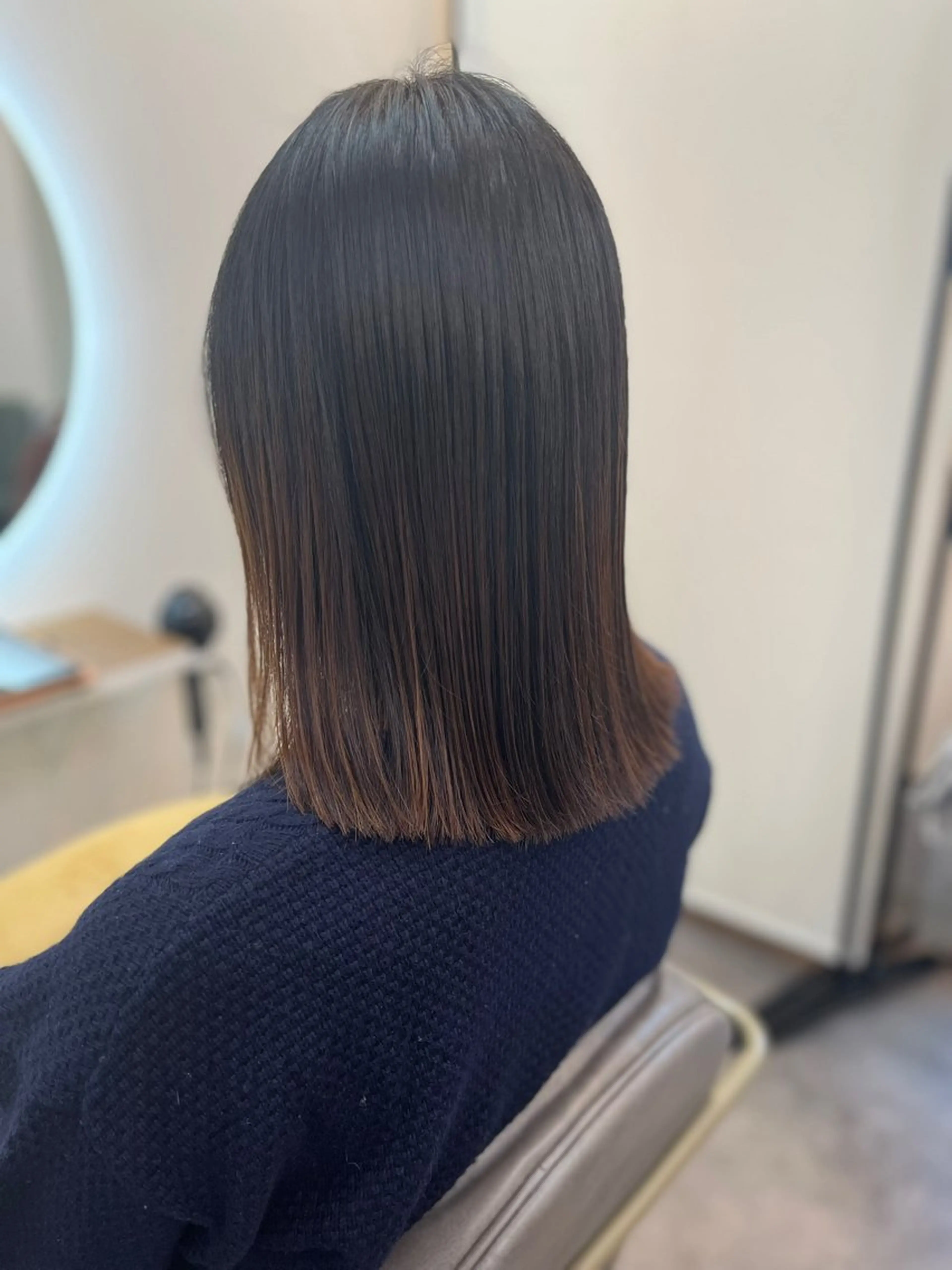 ミディアム カット 縮毛矯正 下野 悠也のヘアスタイル