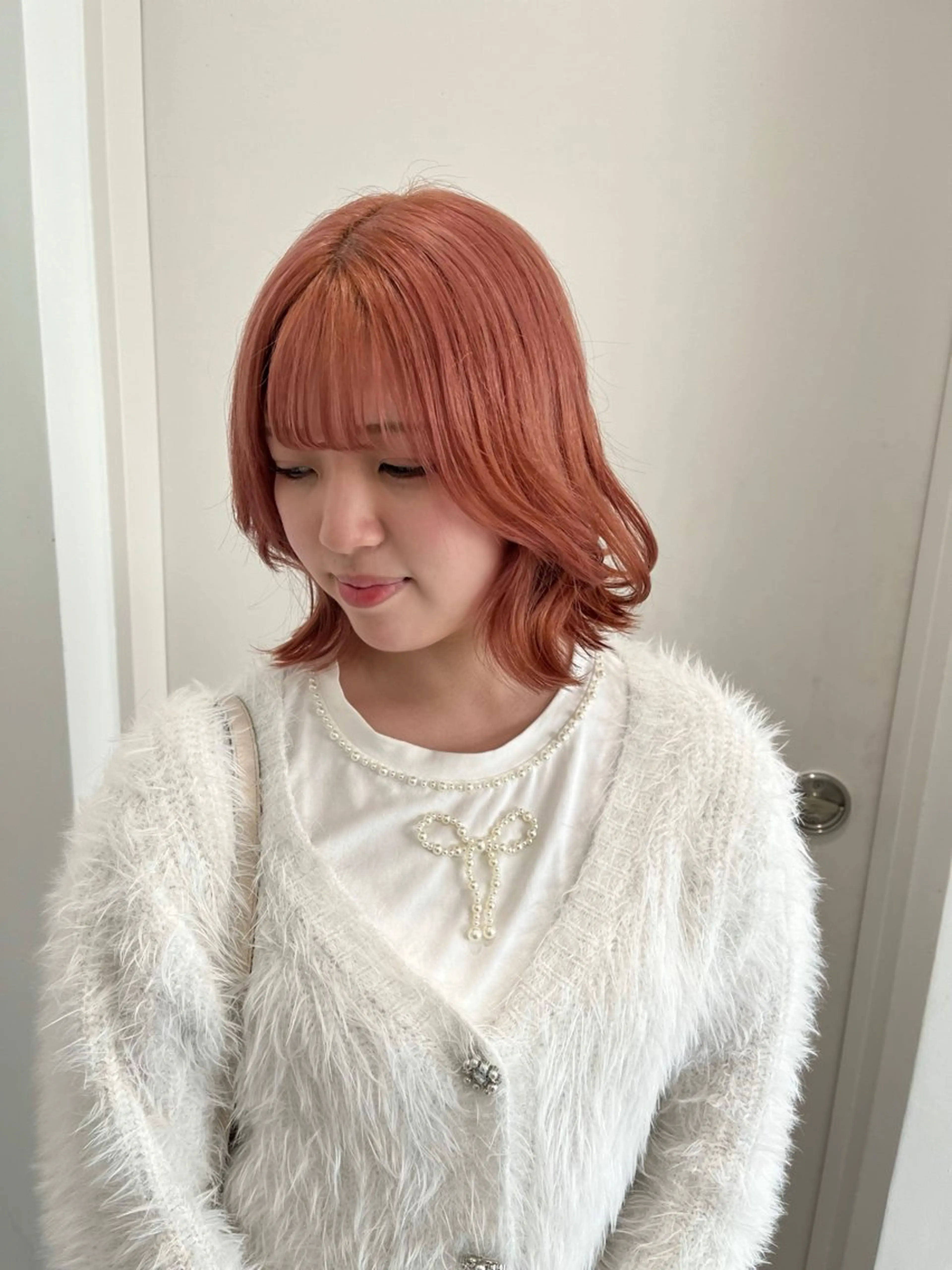 ミディアム カラー ベージュカラー ピンクカラー ピンクベージュ 縮毛矯正/ハイトーン /パーマ/せき🧸のヘアスタイル